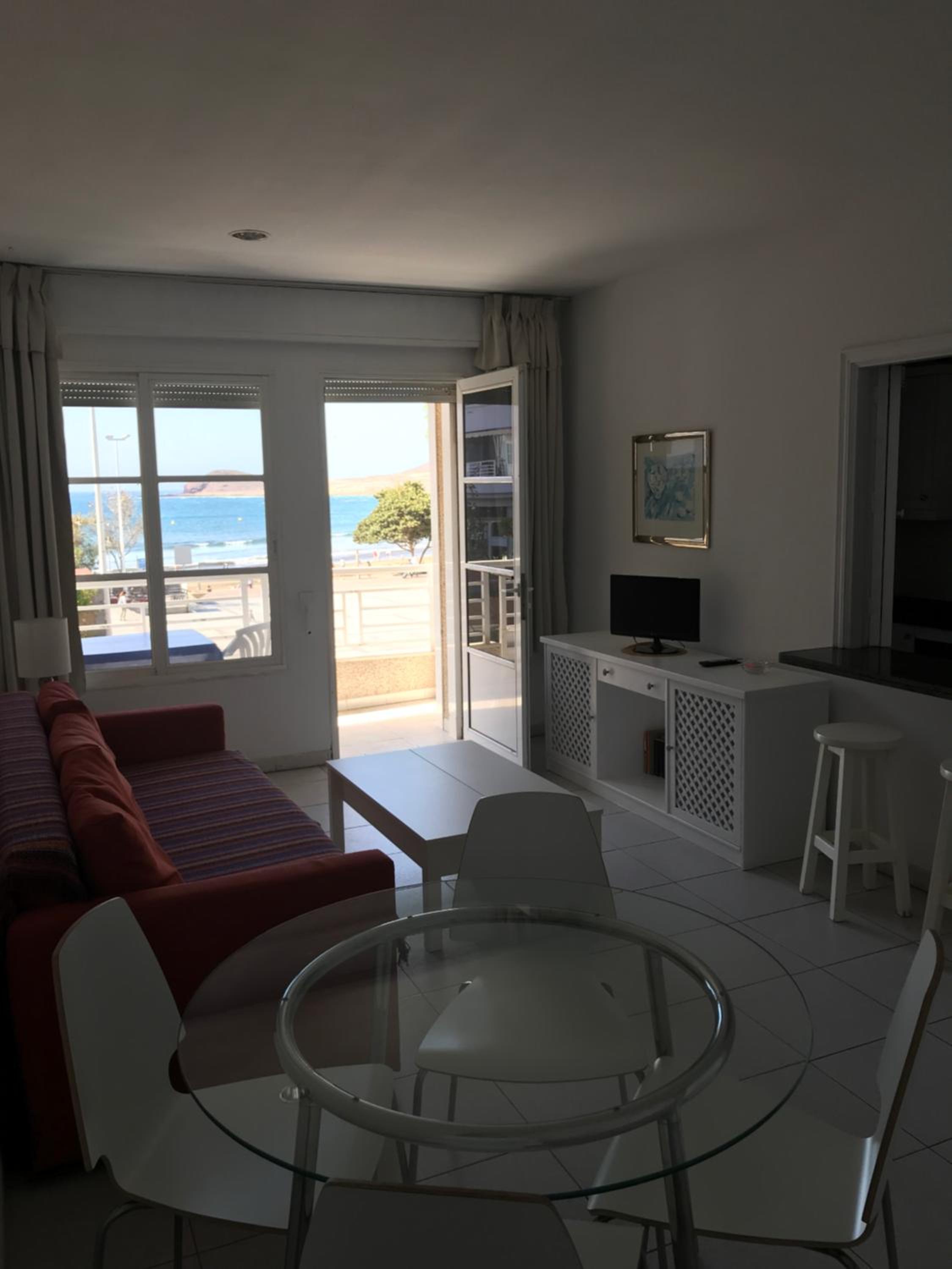 Apartamento con vista al mar