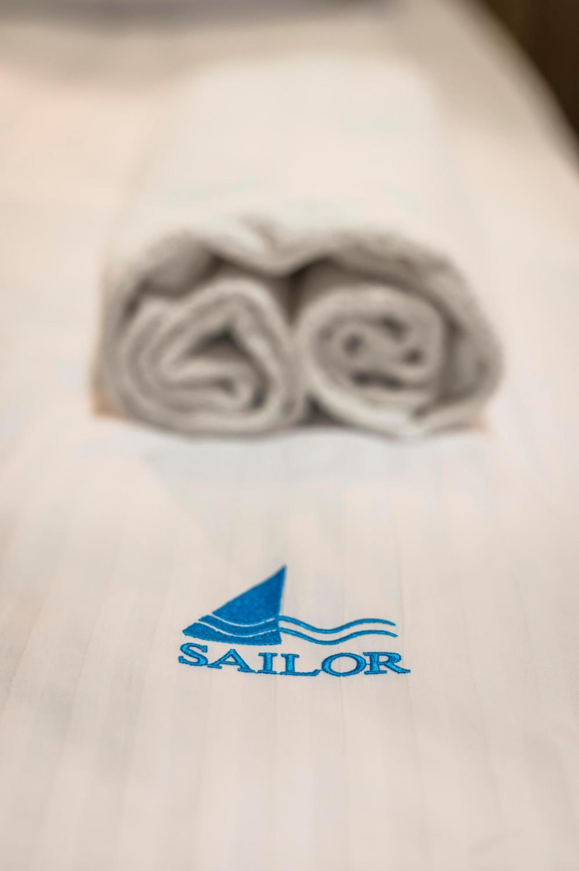 Deluxe Double or Twin Room with Balcony - Photo 12
