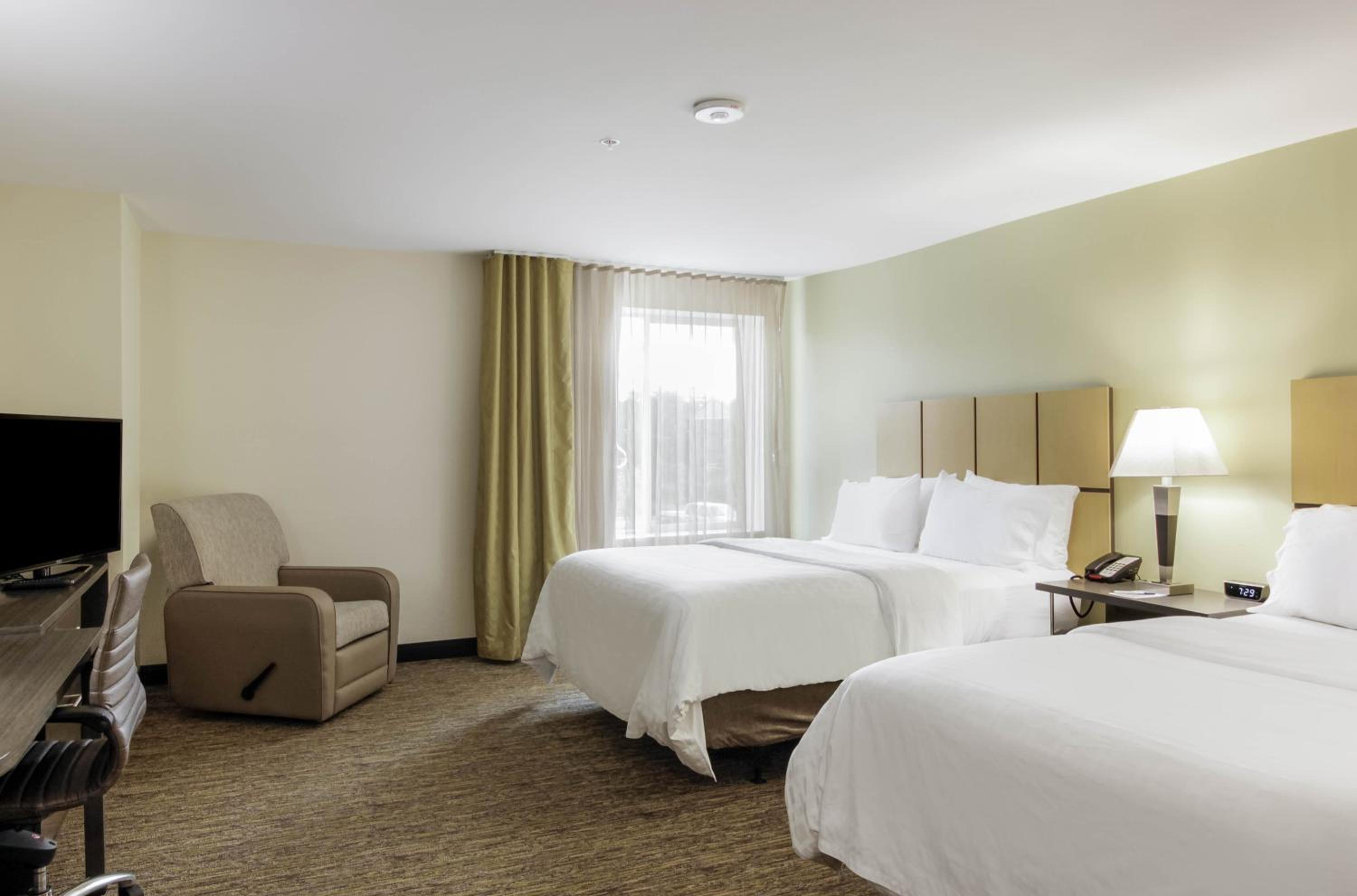 Studio Suite with Two Queen Beds - Communications and Mobility Access - Photo 2