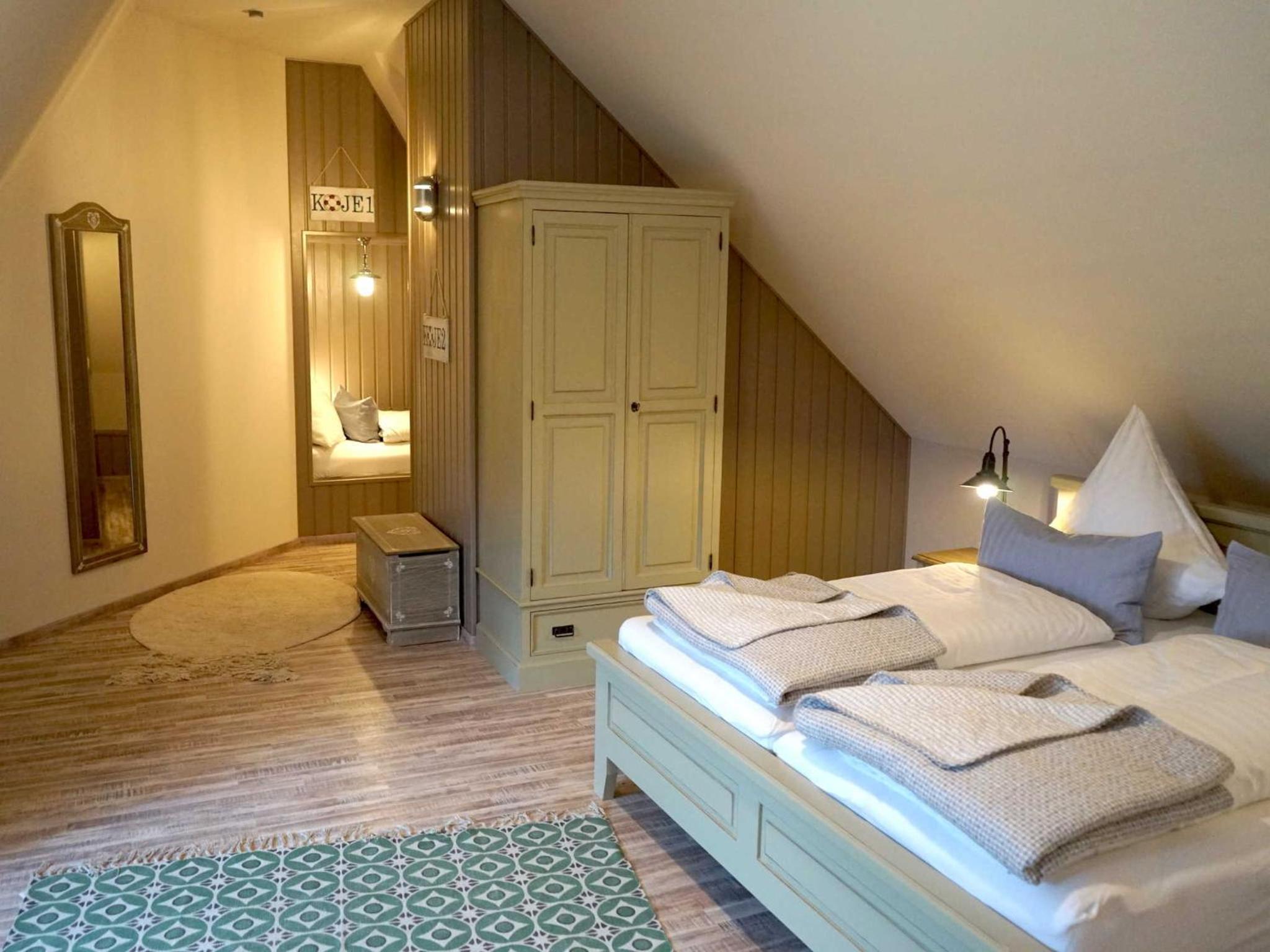 One-Bedroom Apartment with Terrace photo 1