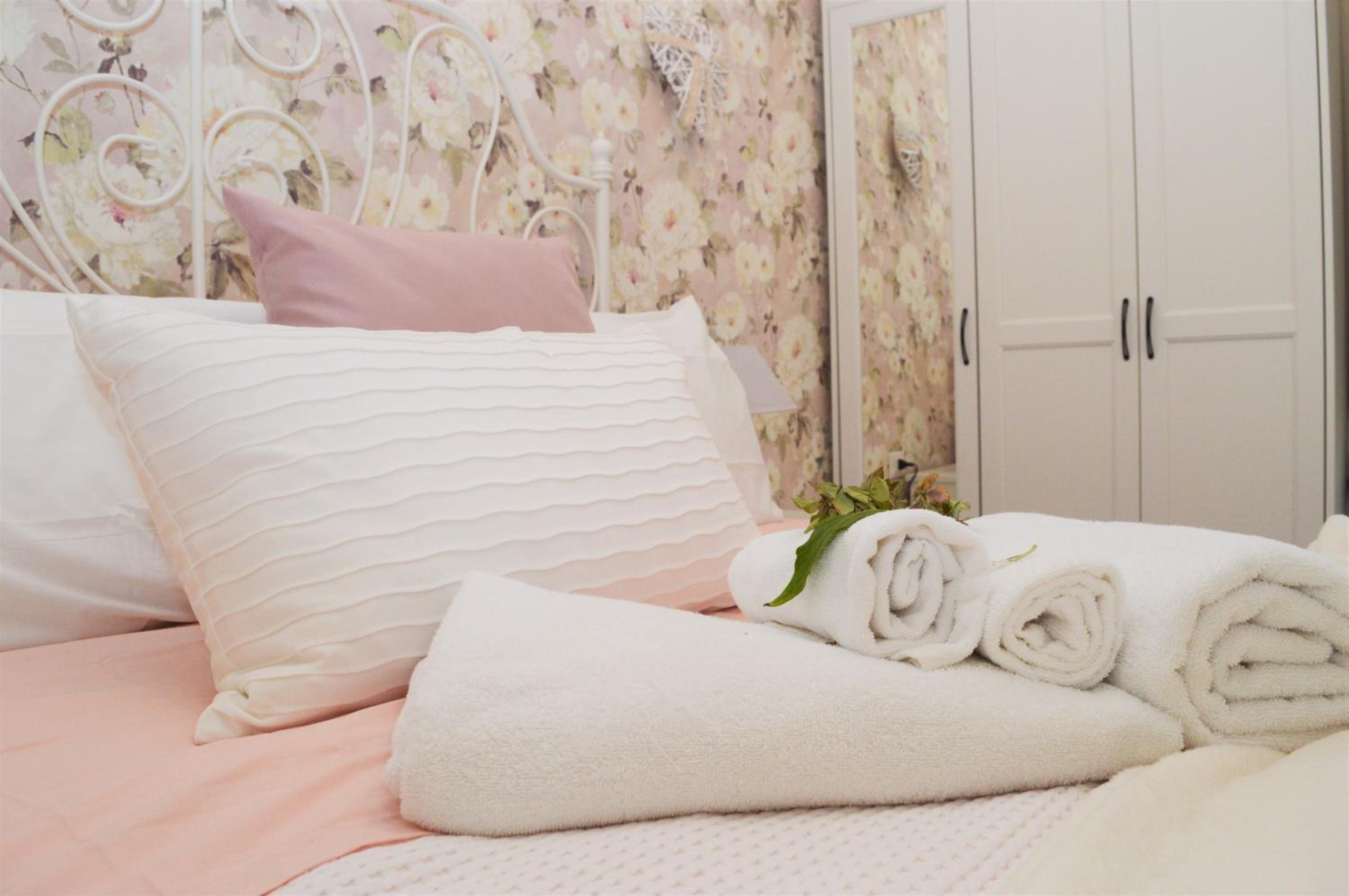 Double Room - Photo 5
