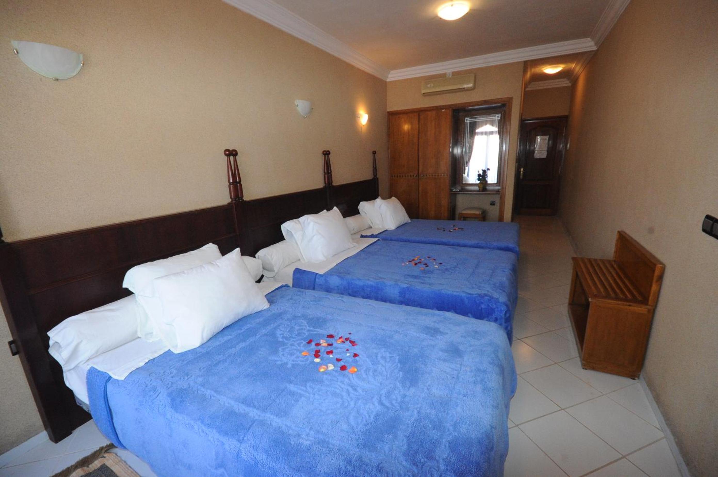 Standard Triple Room photo 3