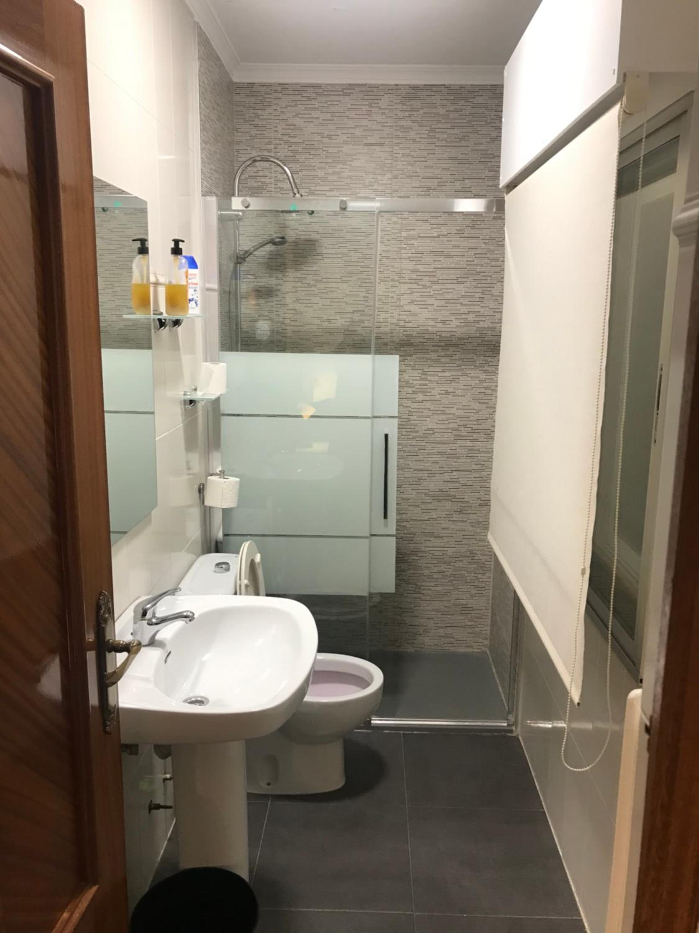 Double or Twin Room with Bathroom - Photo 12