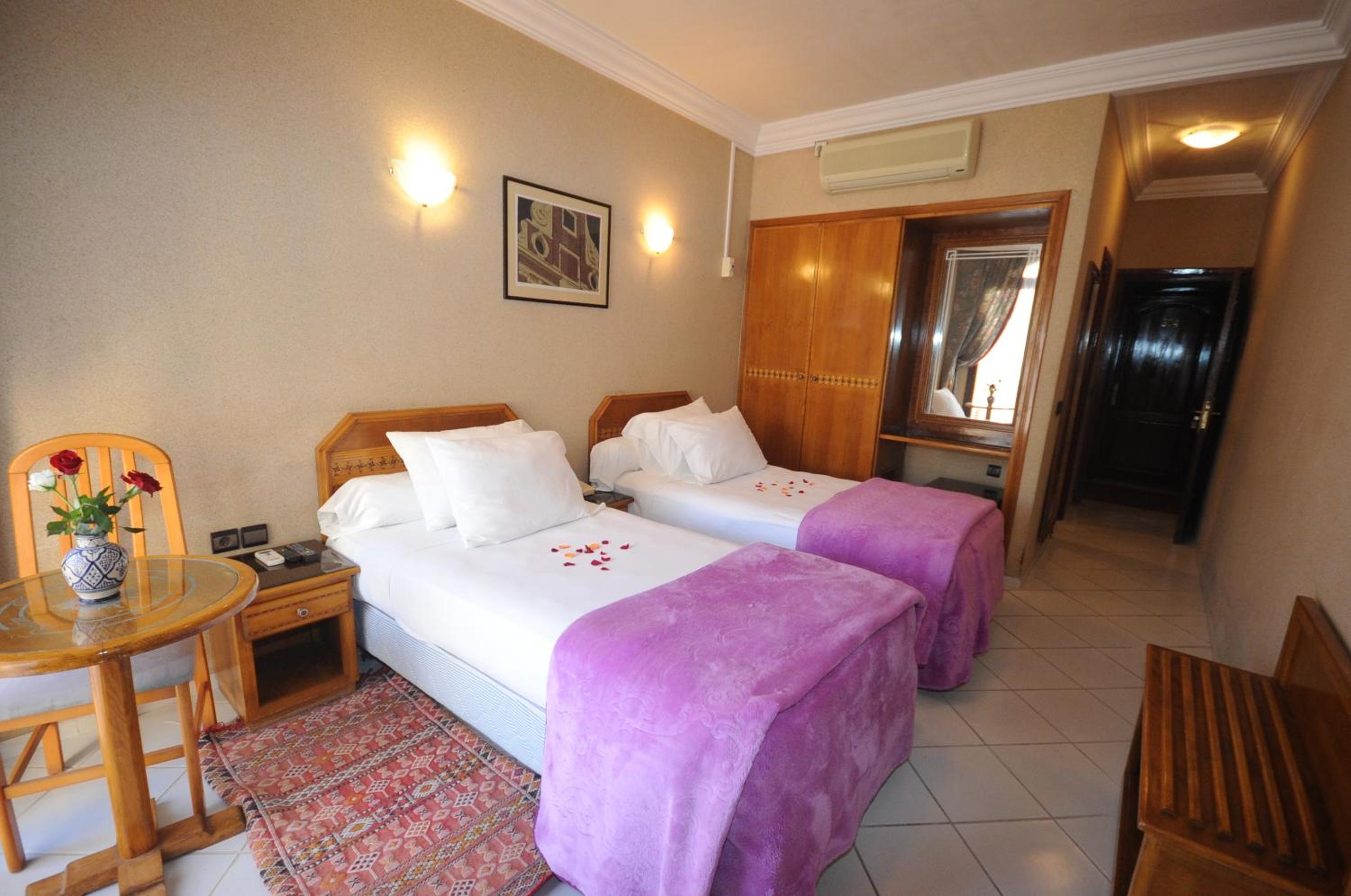 Double or Twin Room with Pool View photo 1