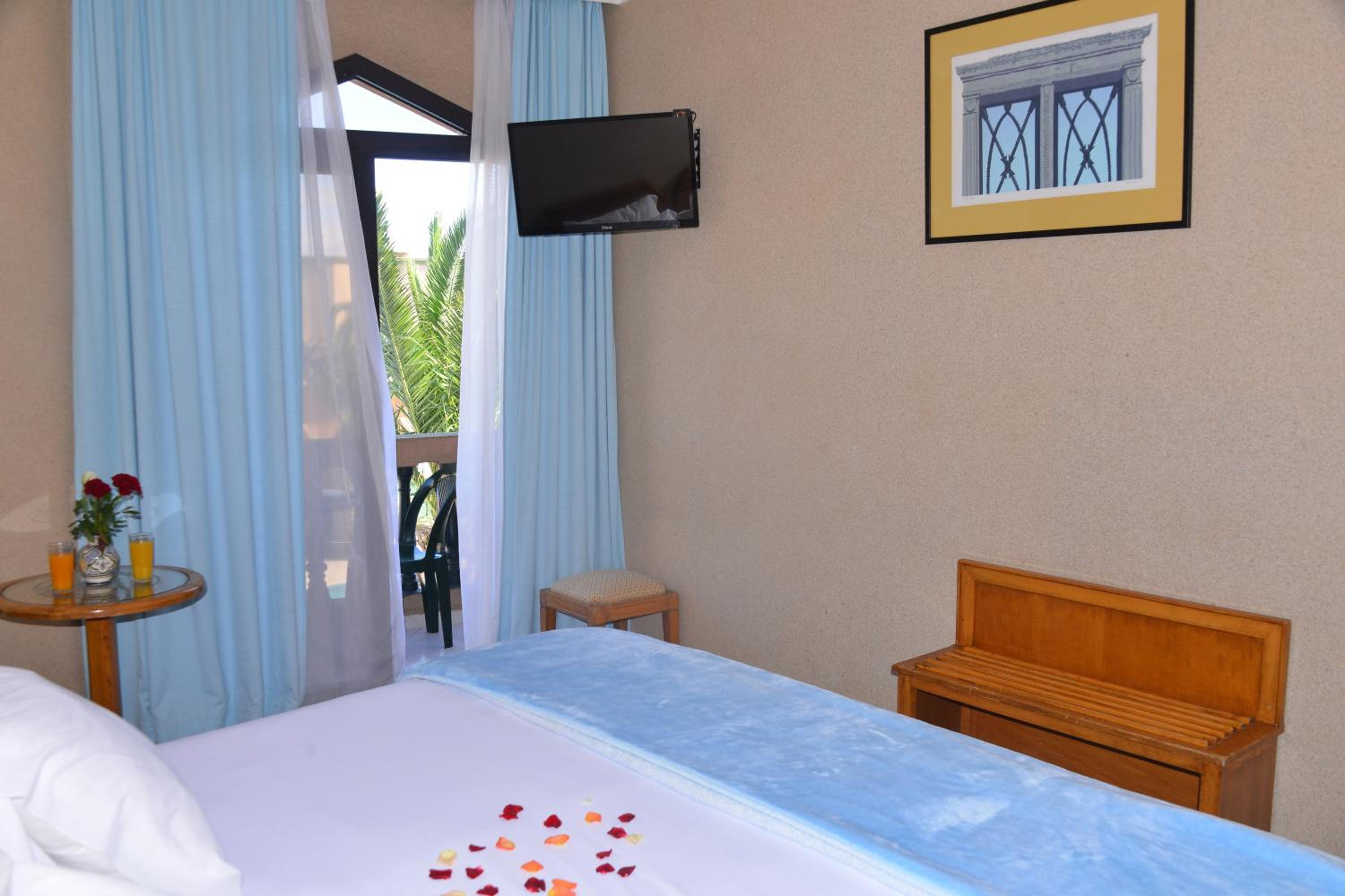 Single Room with Pool View photo 3