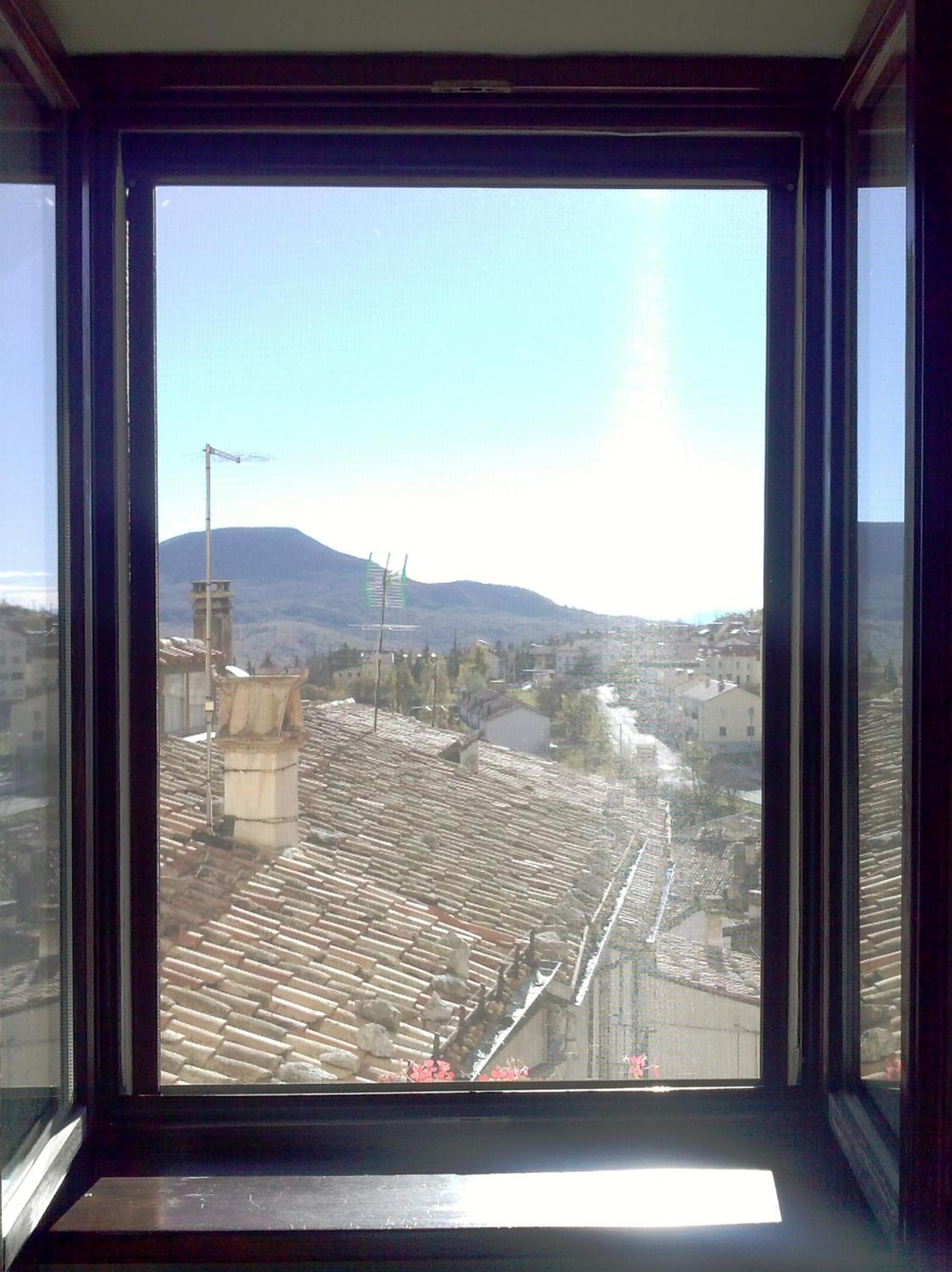 Double Room - Photo 11