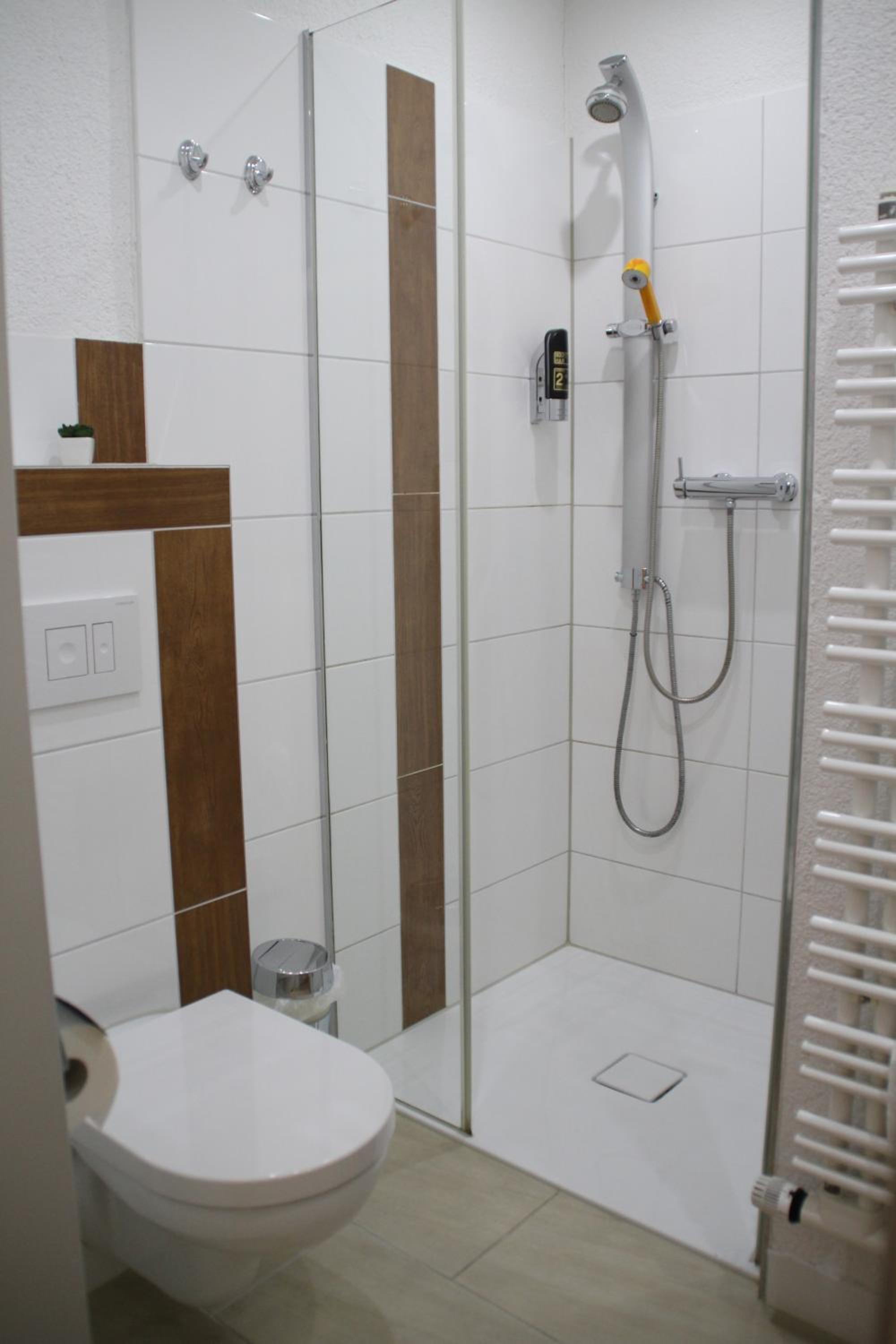 Double Room - Photo 19