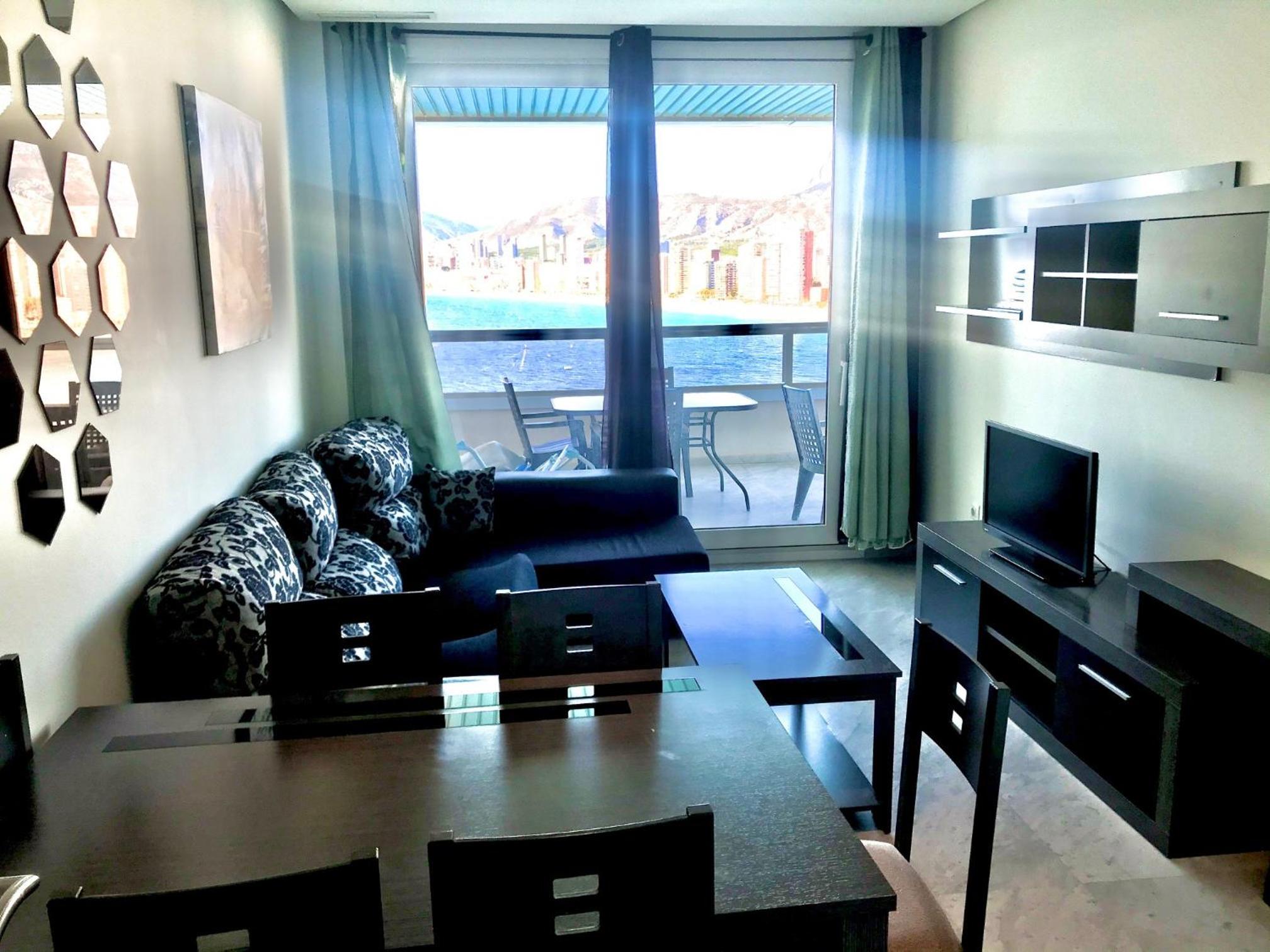 Apartamento con Balcón