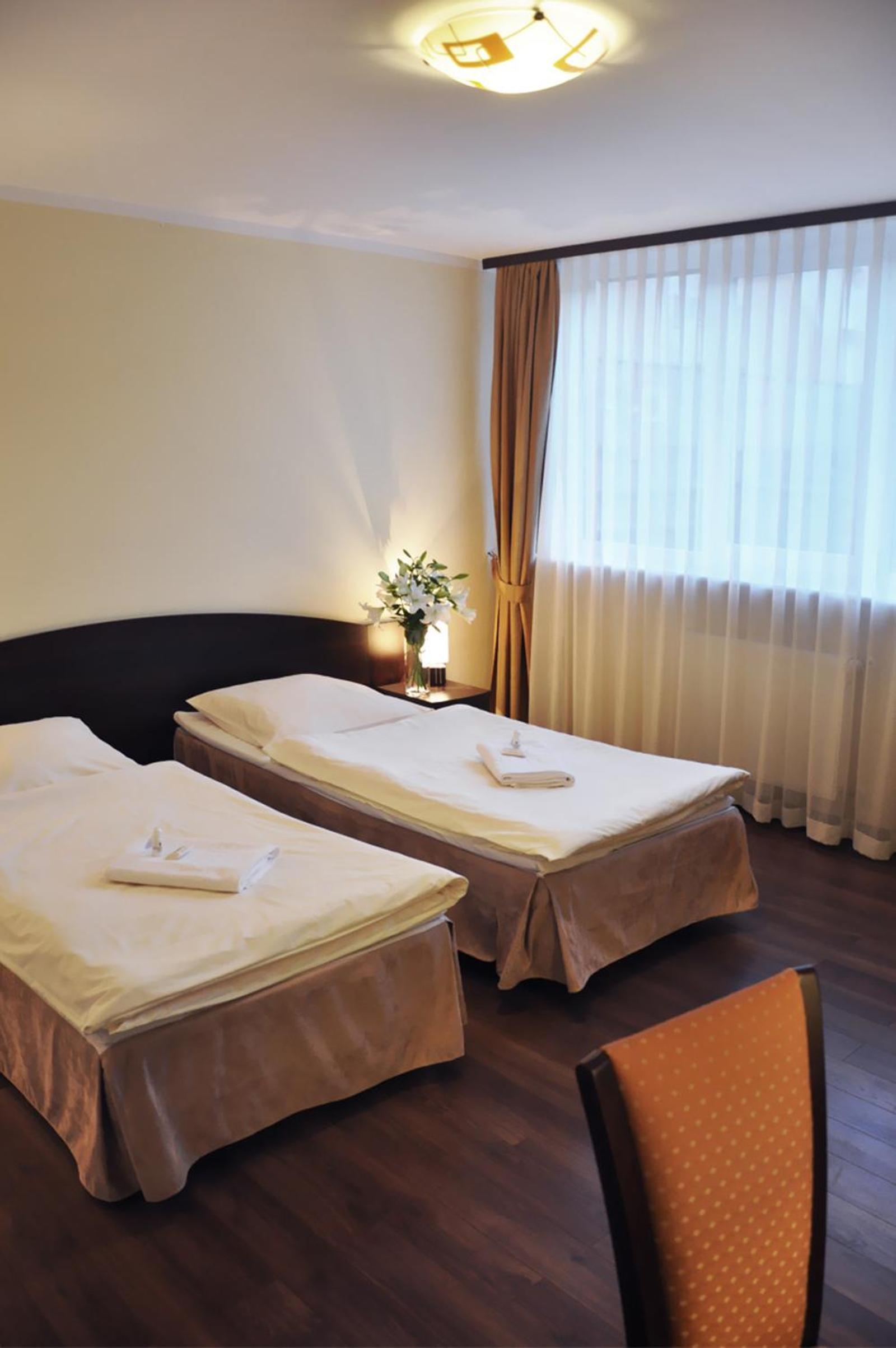 Triple Room - Disability Access photo 3
