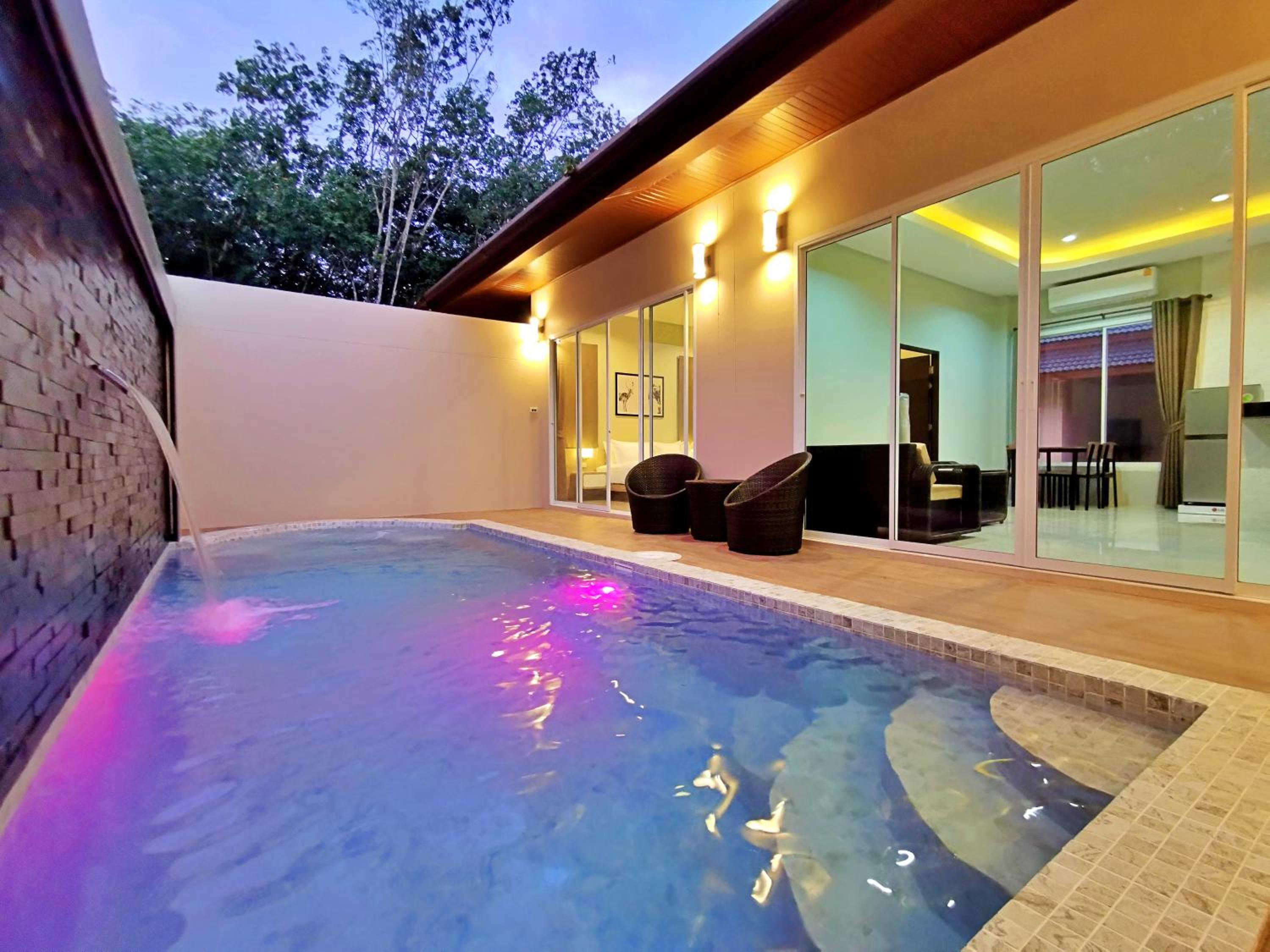 Two-Bedroom Villa with Large Private Pool - Photo 2
