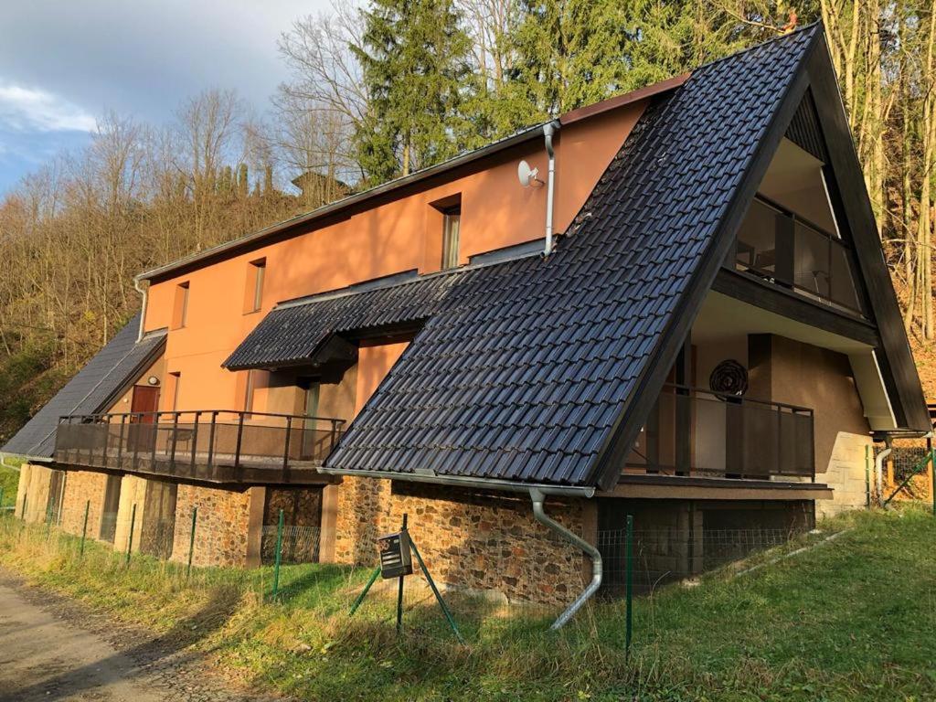 Three-Bedroom Chalet photo 3
