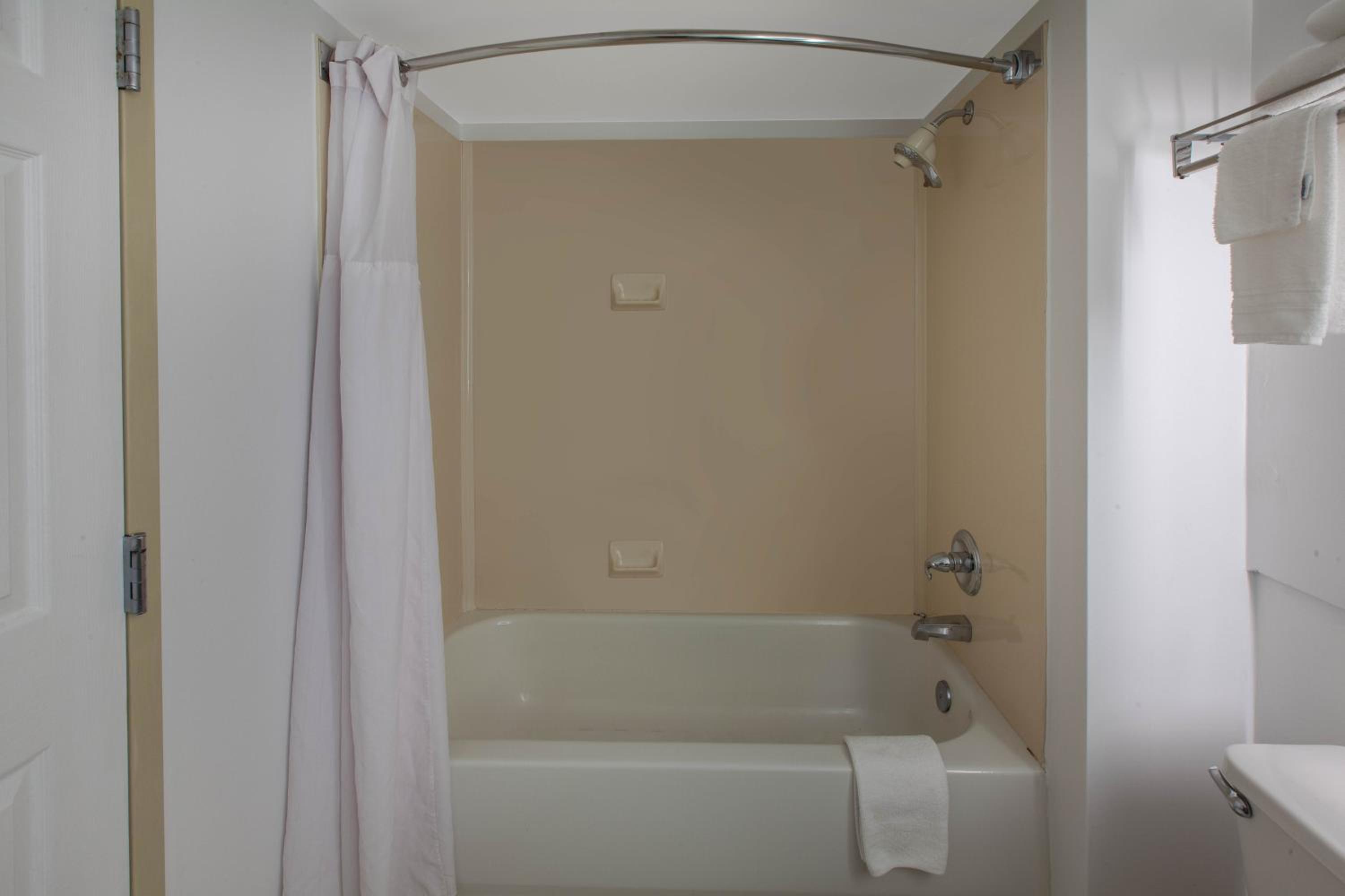 King Studio Suite, Non-Smoking - Photo 4