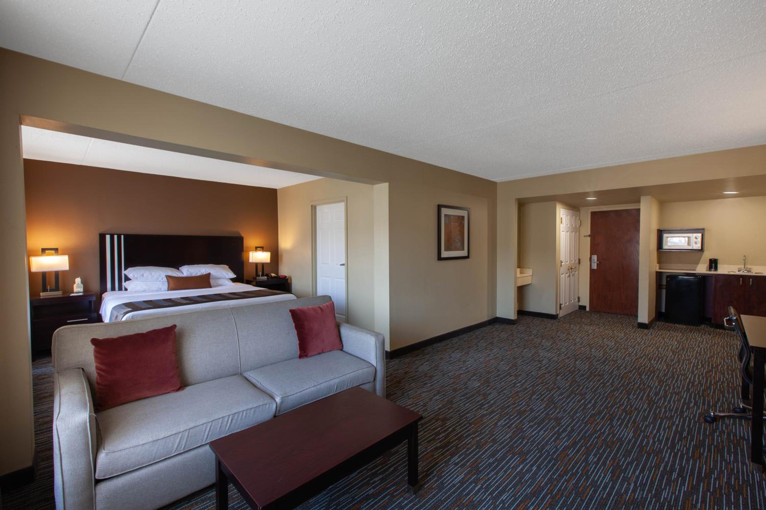 King Studio Suite, Non-Smoking - Photo 2
