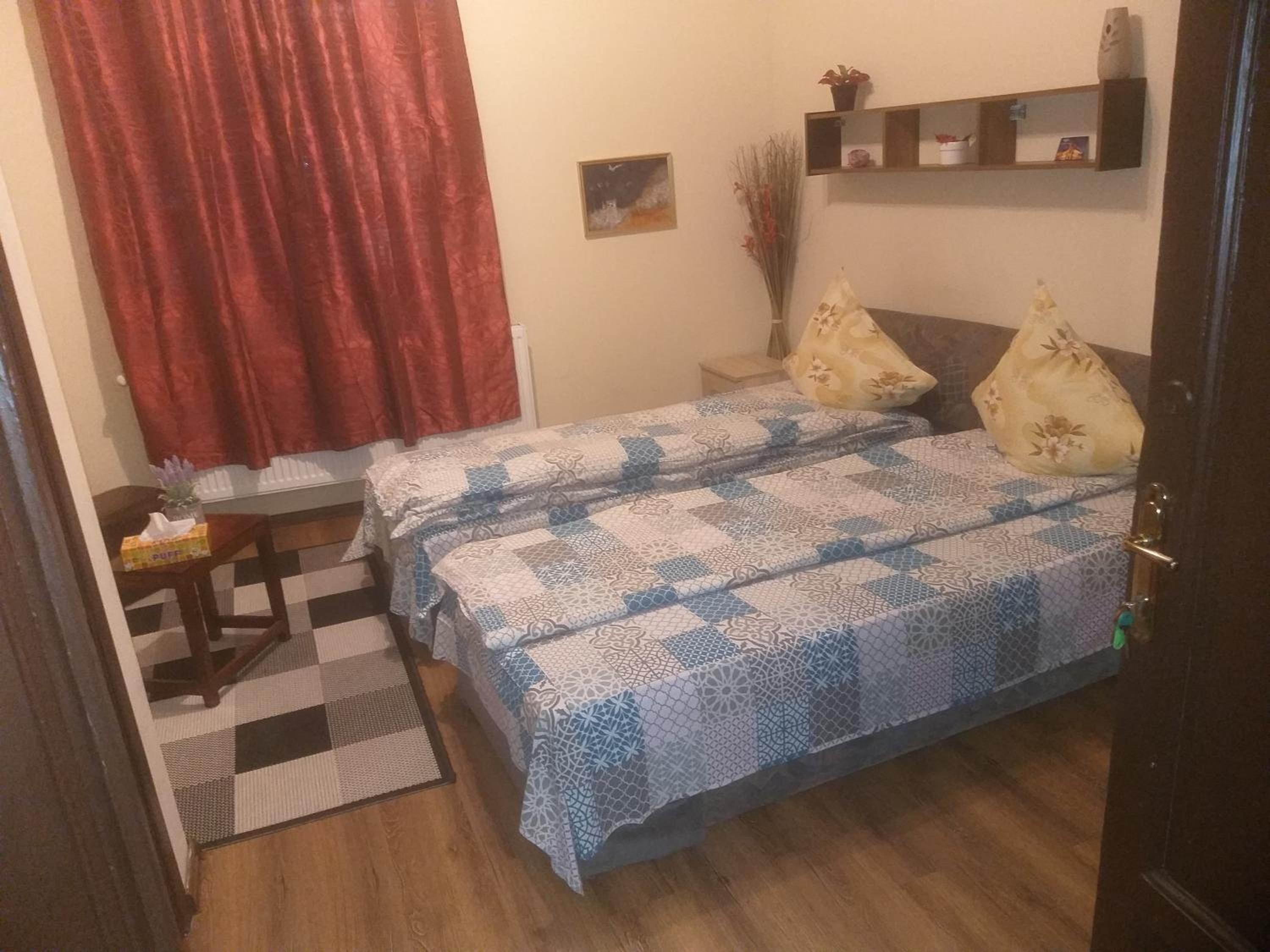 Triple Room with Private Bathroom photo 2