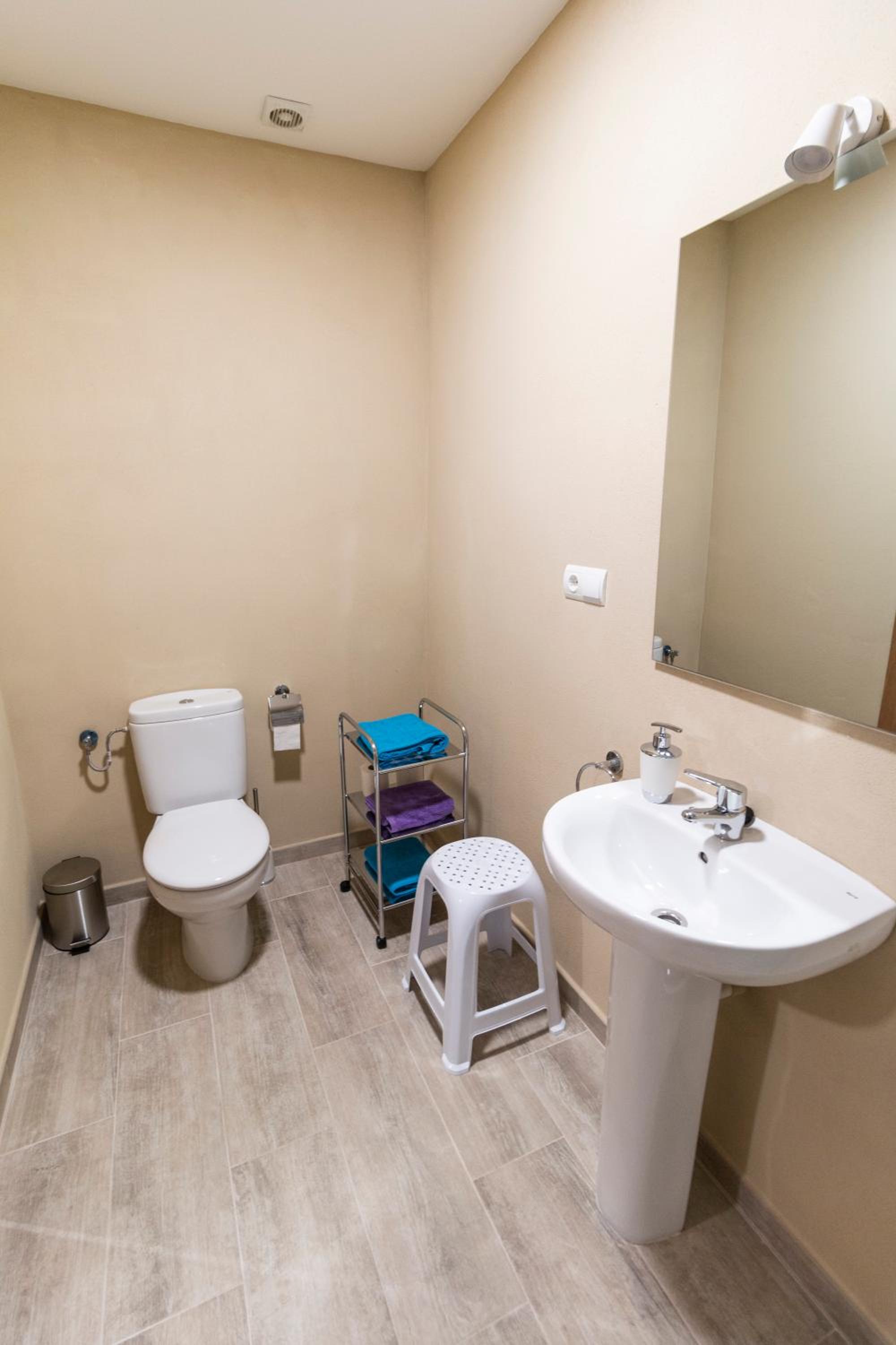 Apartment 1 - Photo 12
