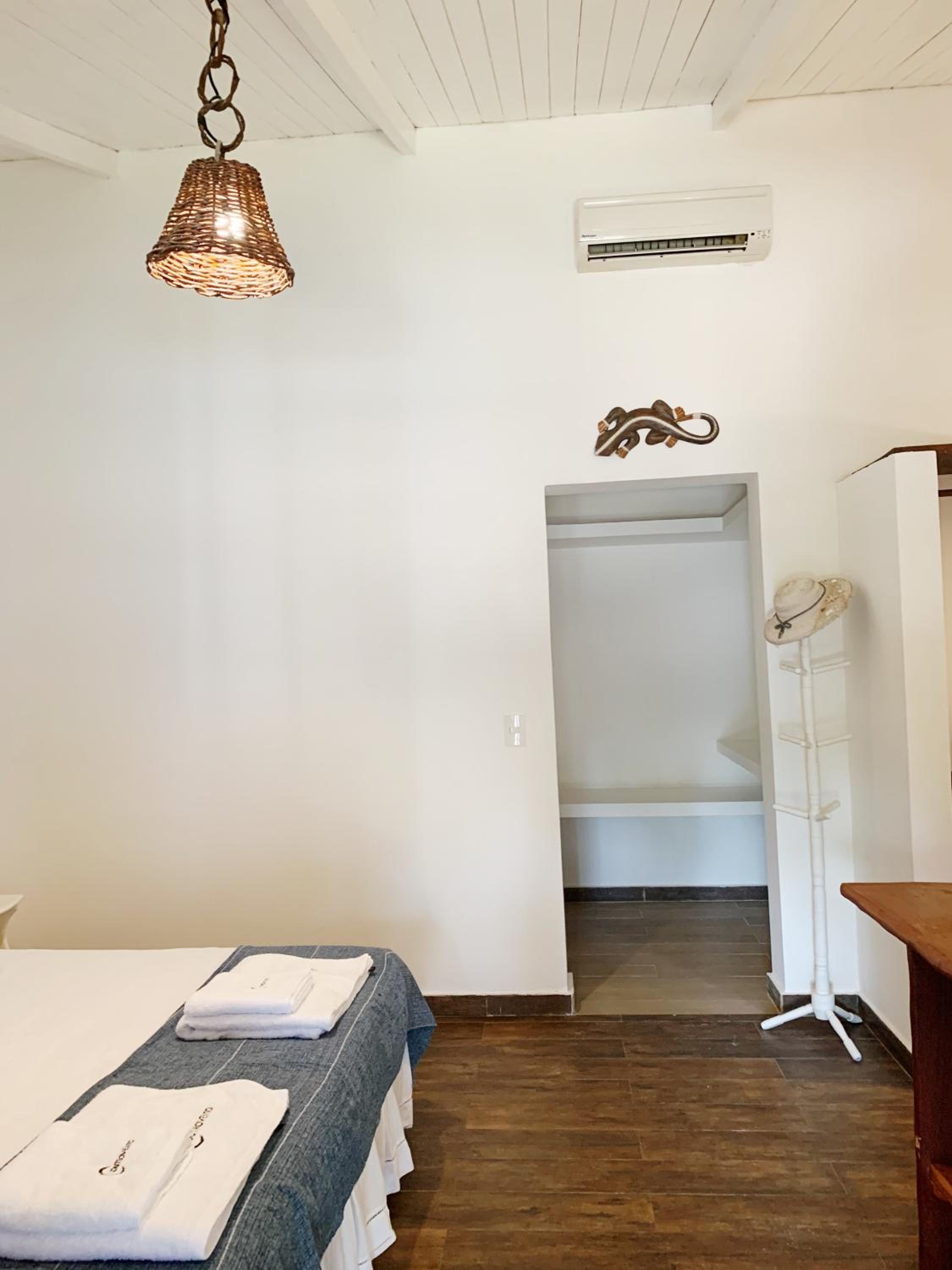 Double Room with Garden View - Photo 5