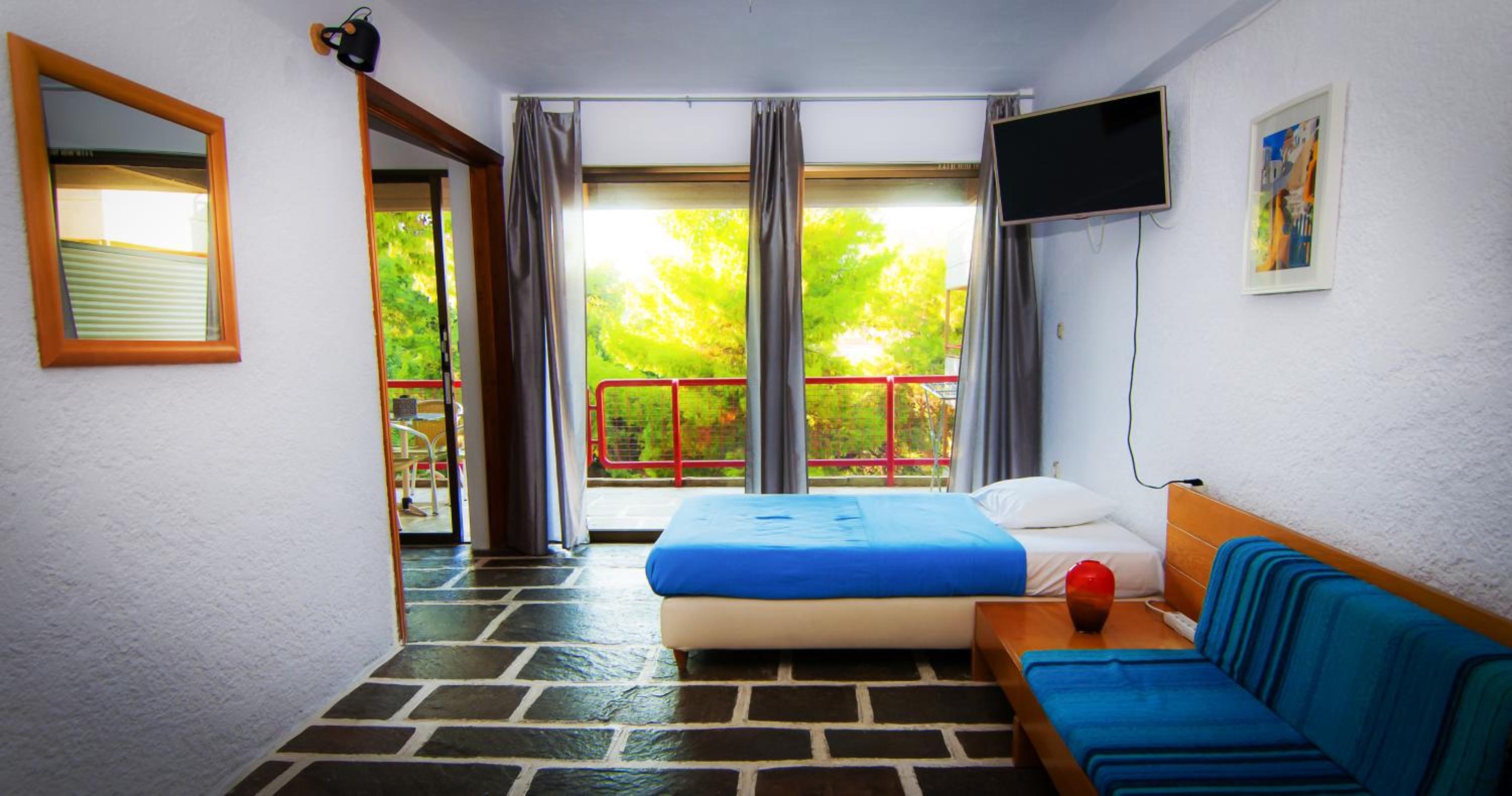 Suite - Photo 5