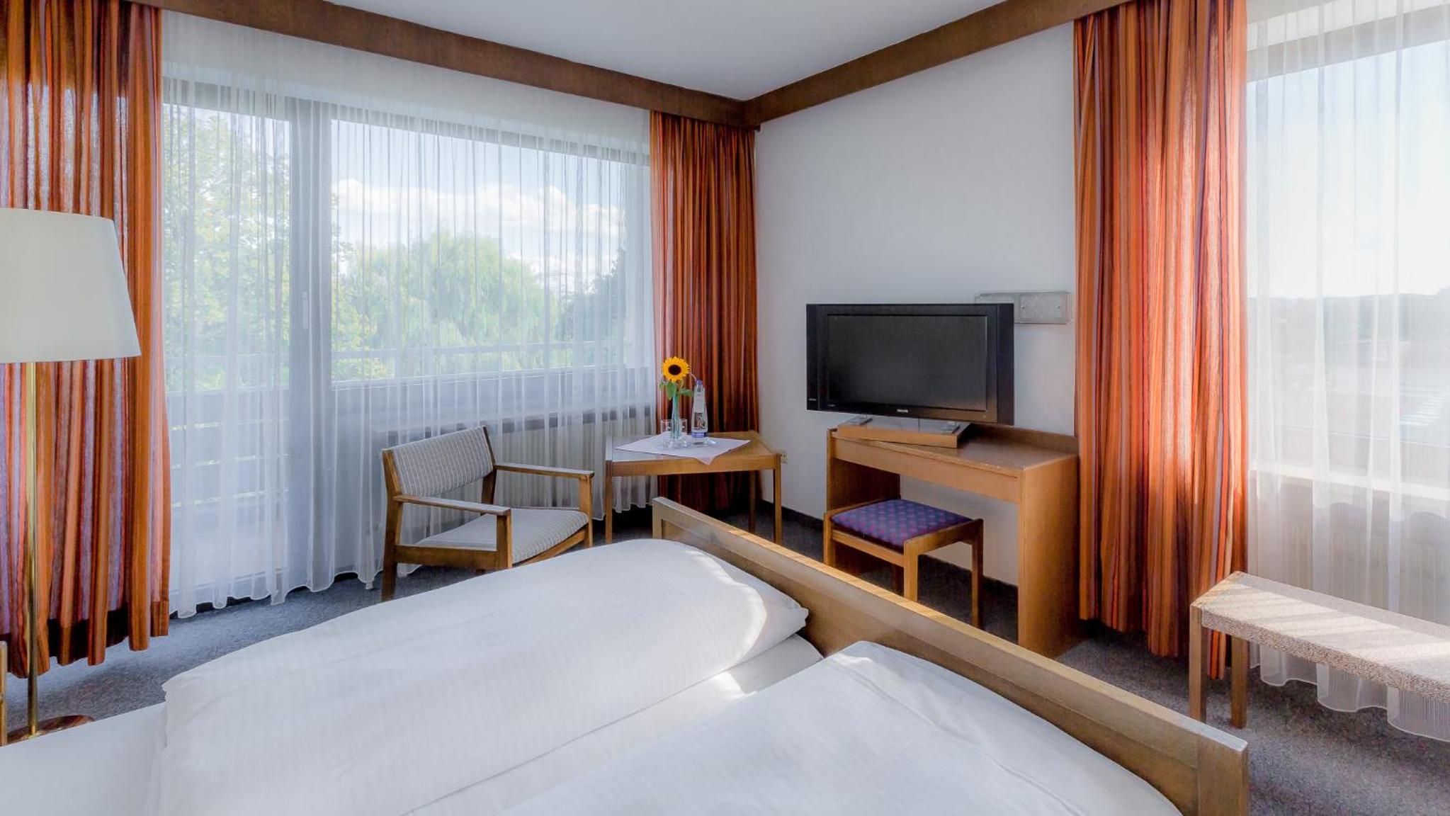 Standard Double Room - Photo 3