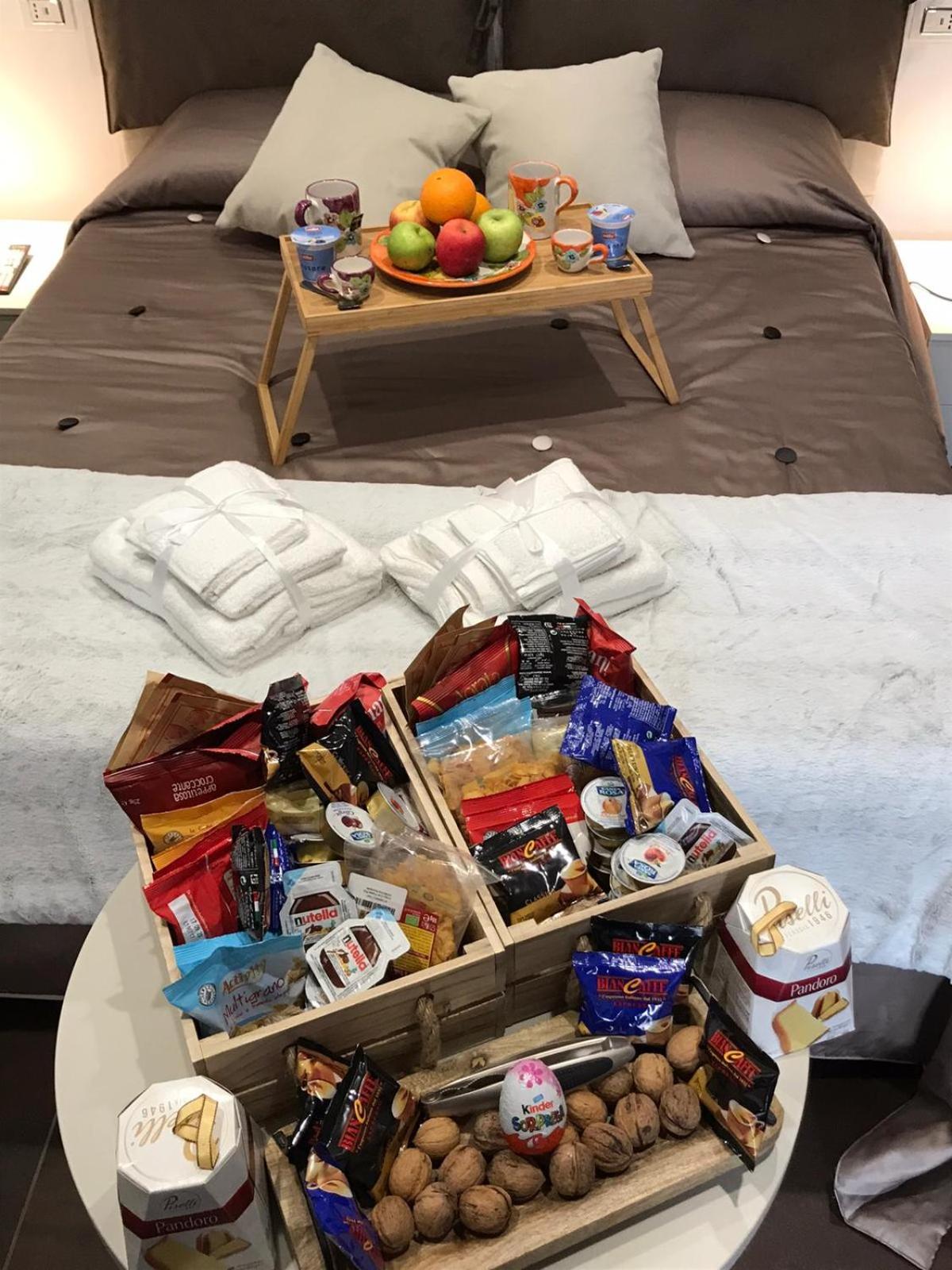 Deluxe King Room photo 1