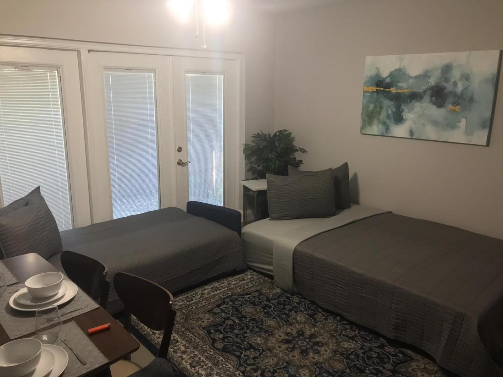 Premium Two Bedroom Two Bath Family Suite w/ Kitchen and Sofa Bed - Photo 28