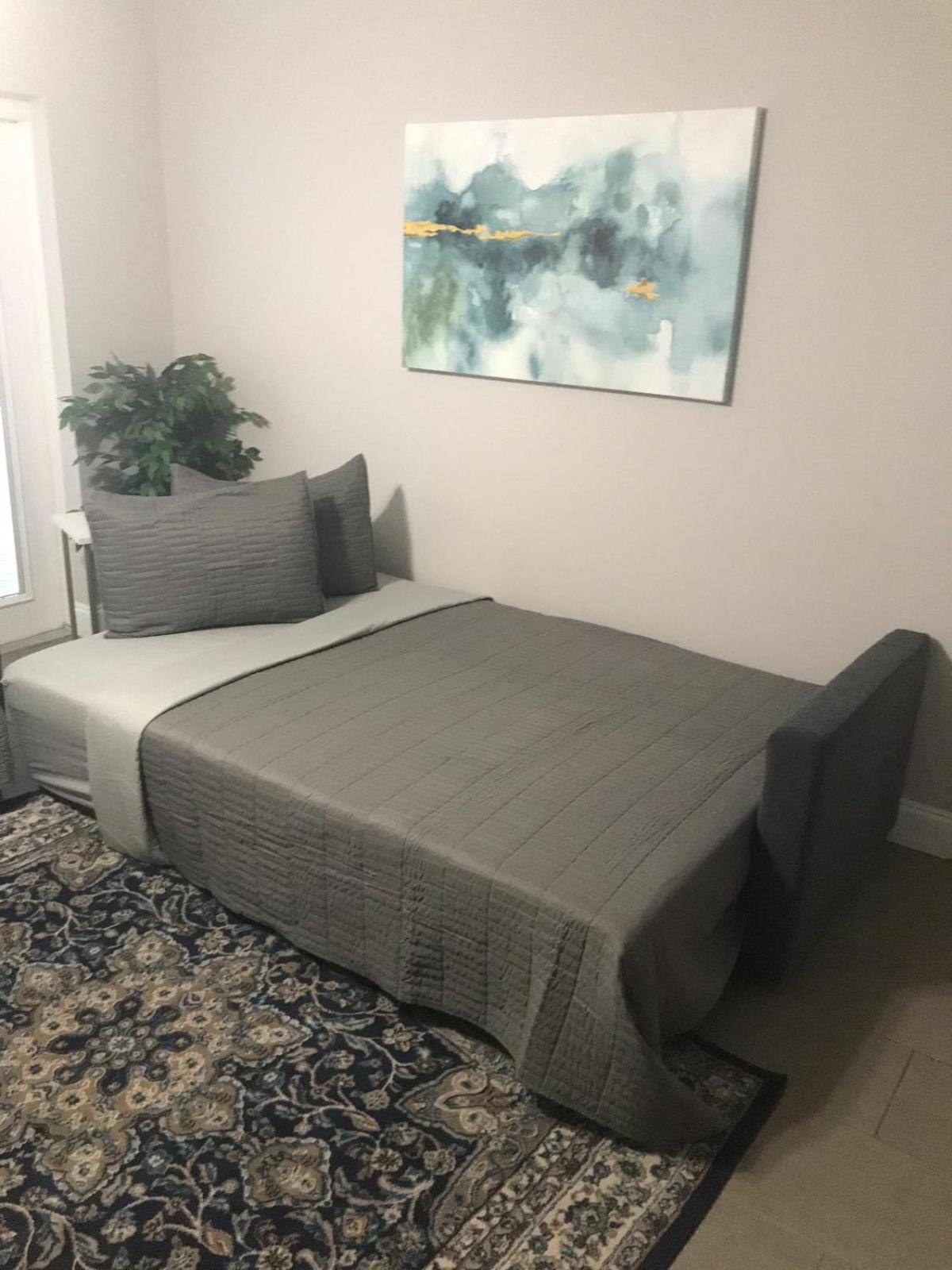 Premium Two Bedroom Two Bath Family Suite w/ Kitchen and Sofa Bed - Photo 27