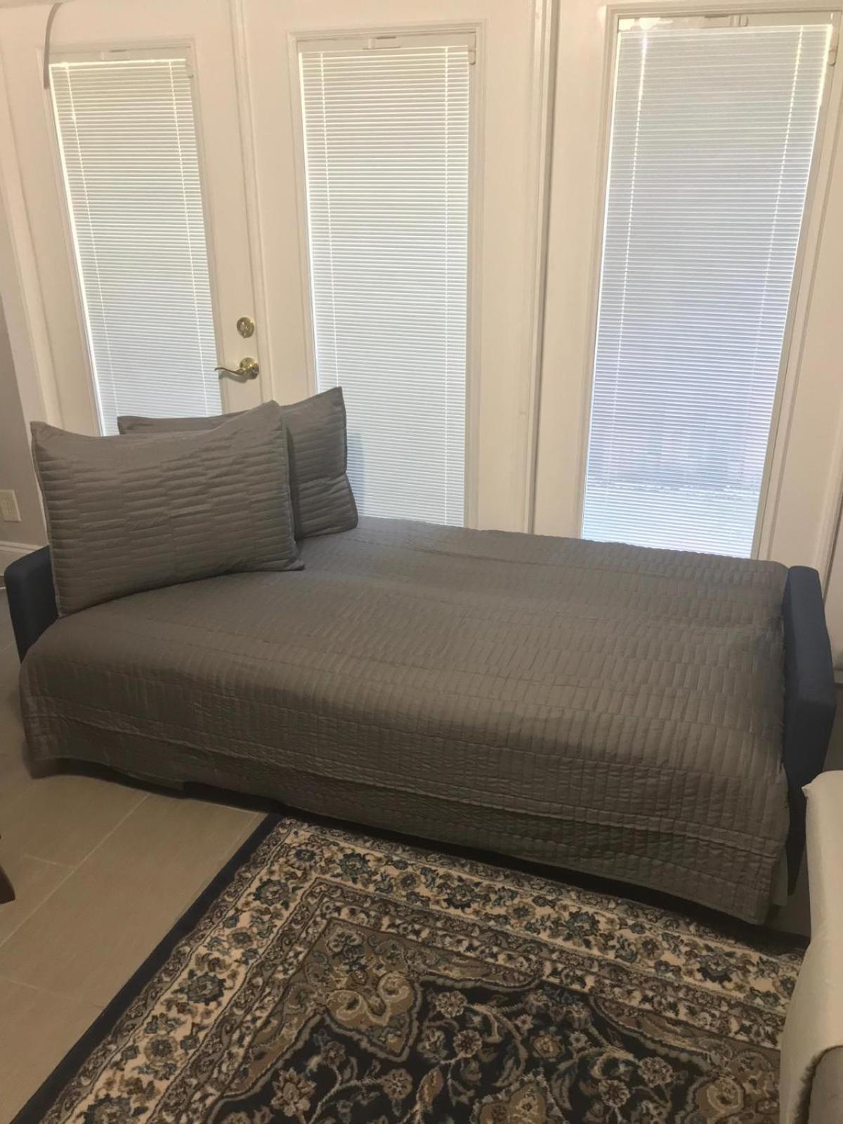 Premium Two Bedroom Two Bath Family Suite w/ Kitchen and Sofa Bed - Photo 26