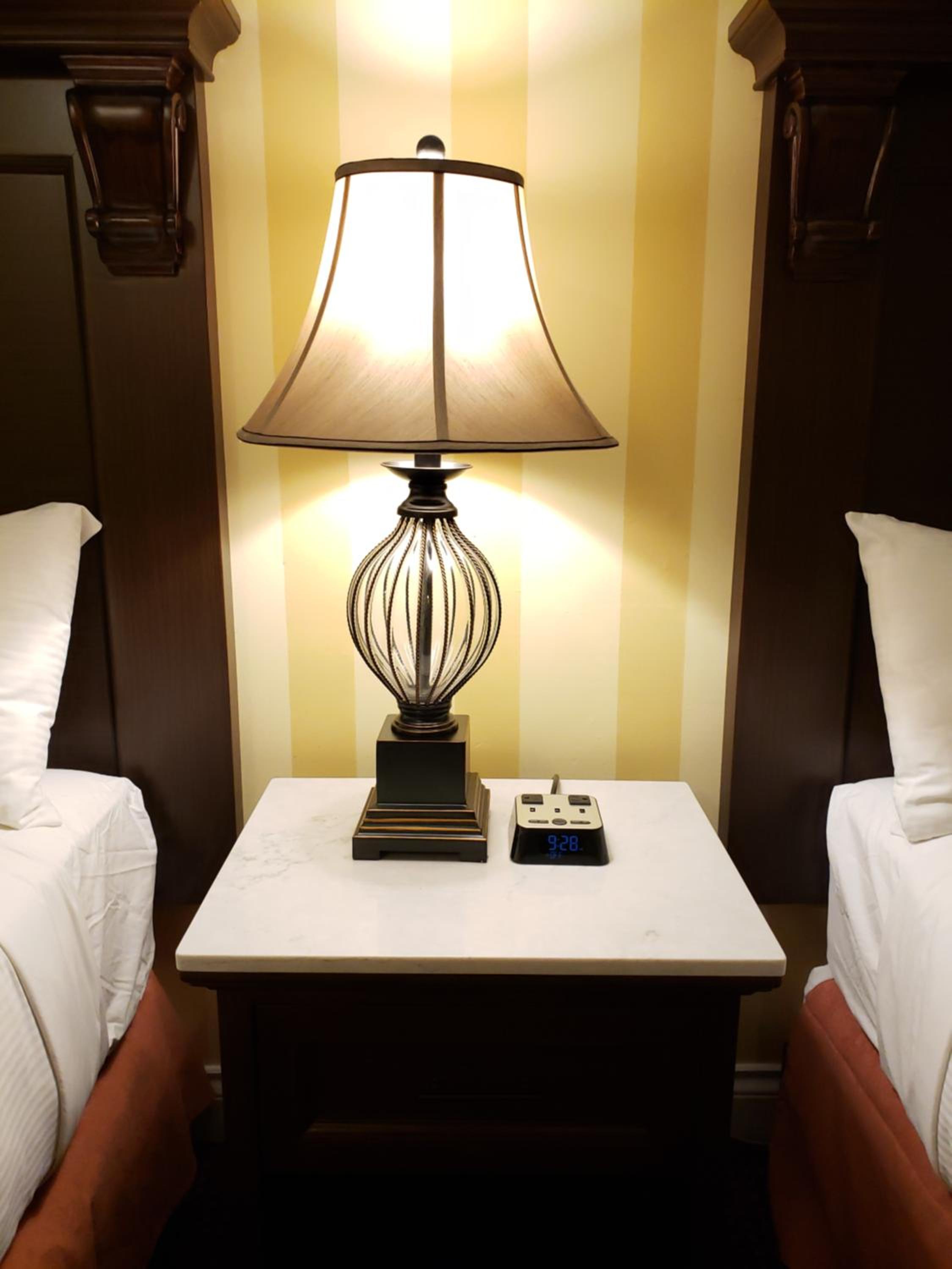 Double Room with Two Double Beds - Photo 11