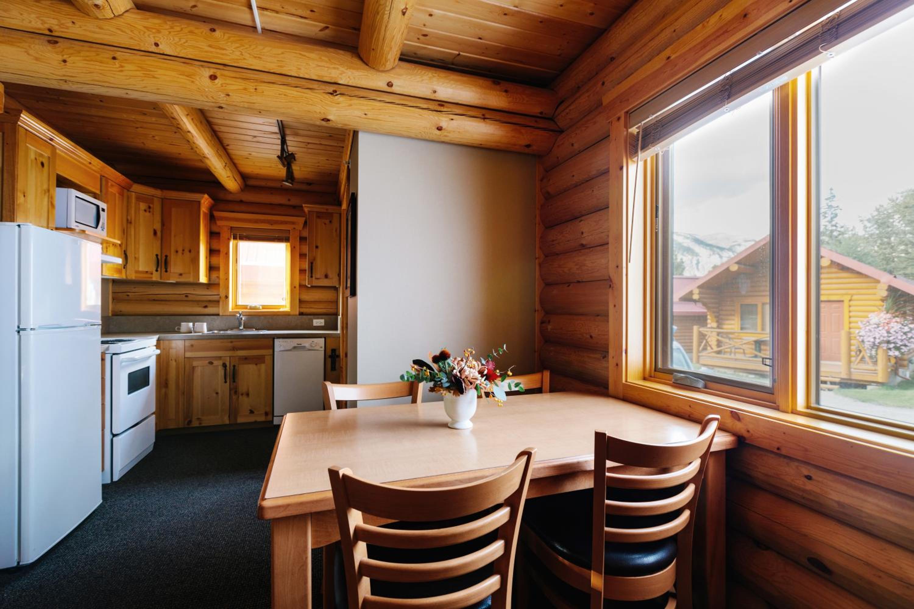 Miette Executive Cabin - 2 King - Photo 2