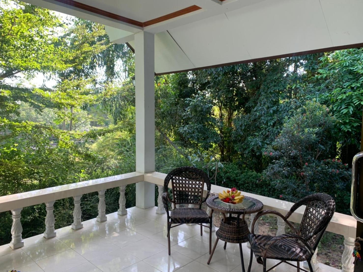 One-Bedroom House - Photo 16