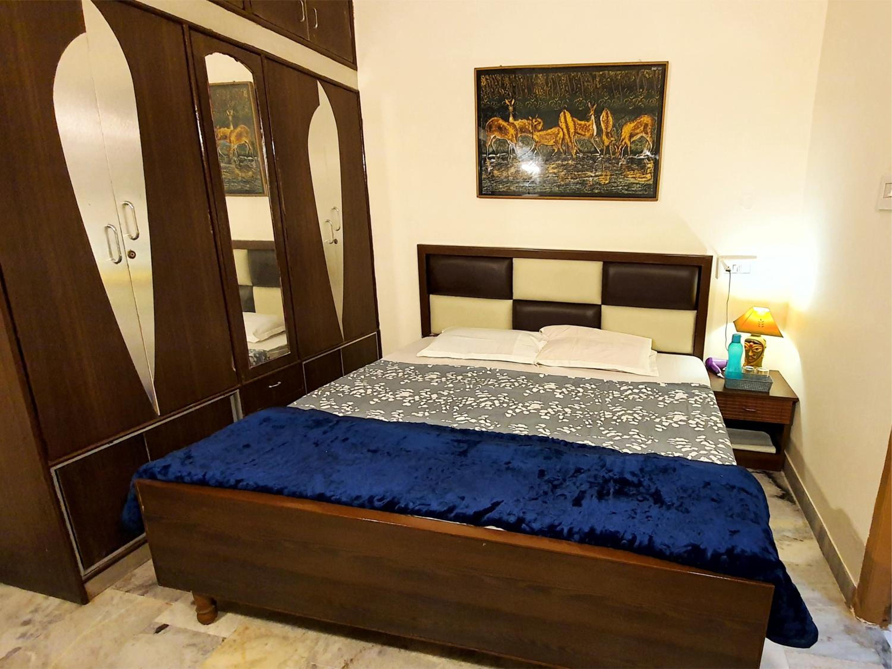 Two-Bedroom Apartment - Photo 28