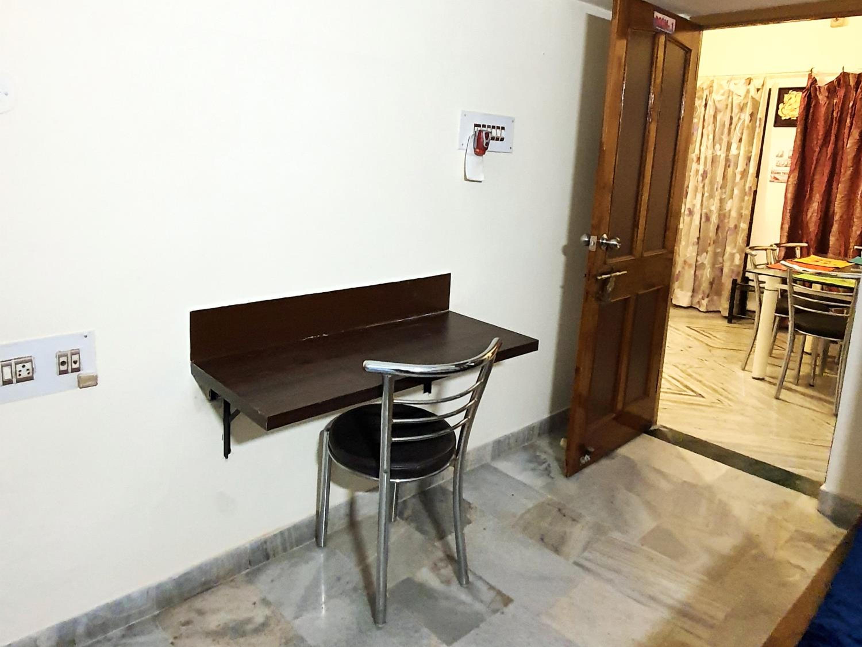 Two-Bedroom Apartment - Photo 27