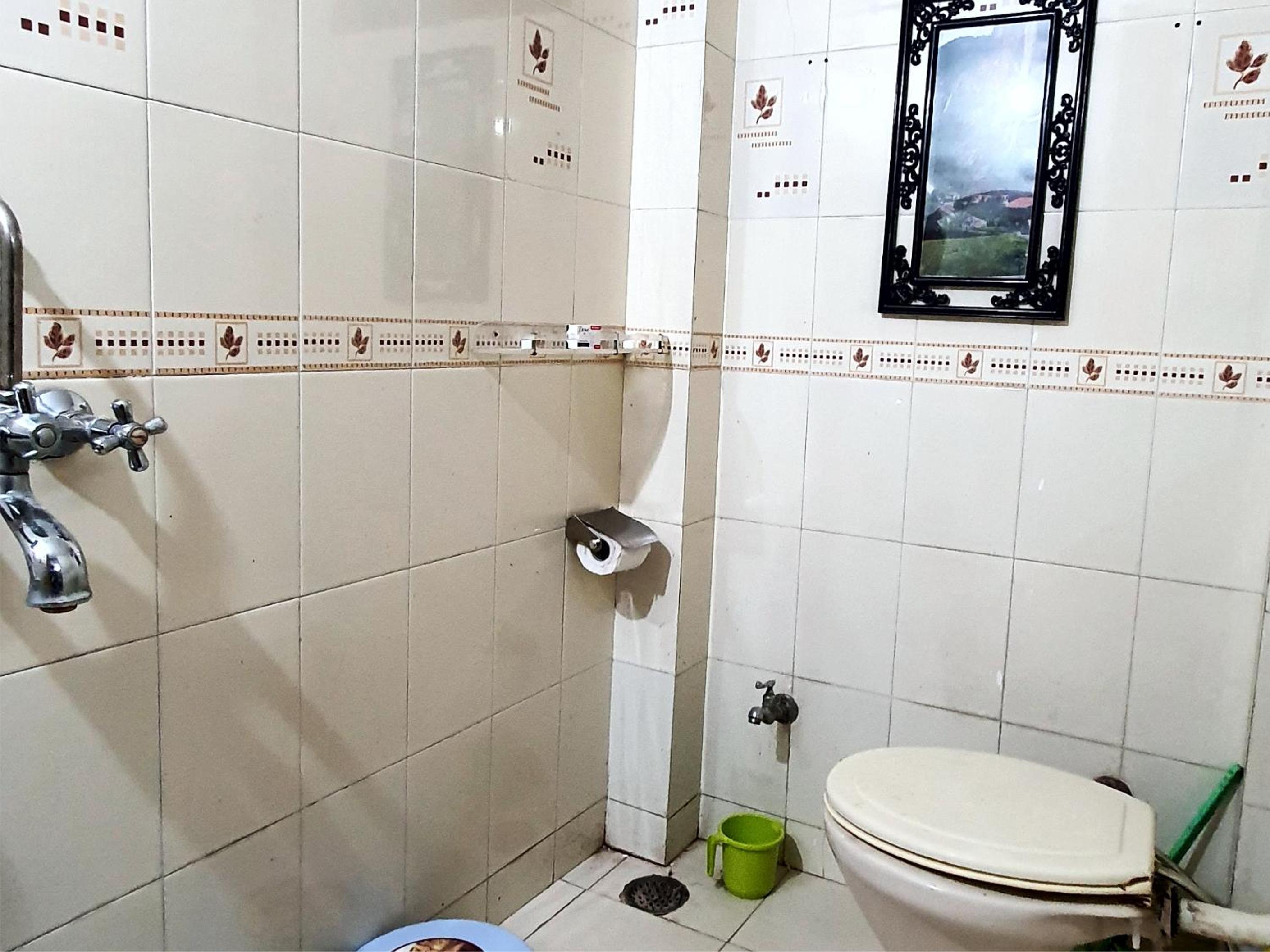 Two-Bedroom Apartment - Photo 25