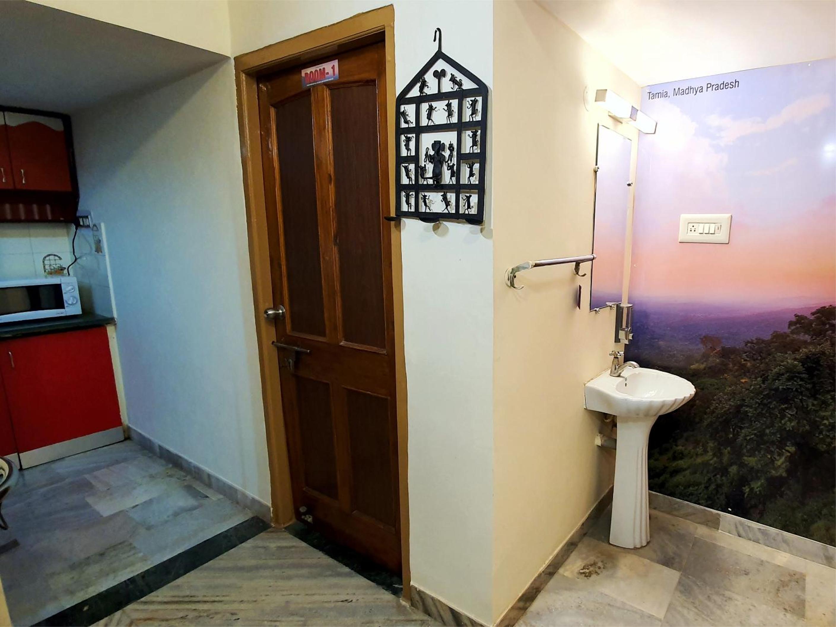 Two-Bedroom Apartment - Photo 22