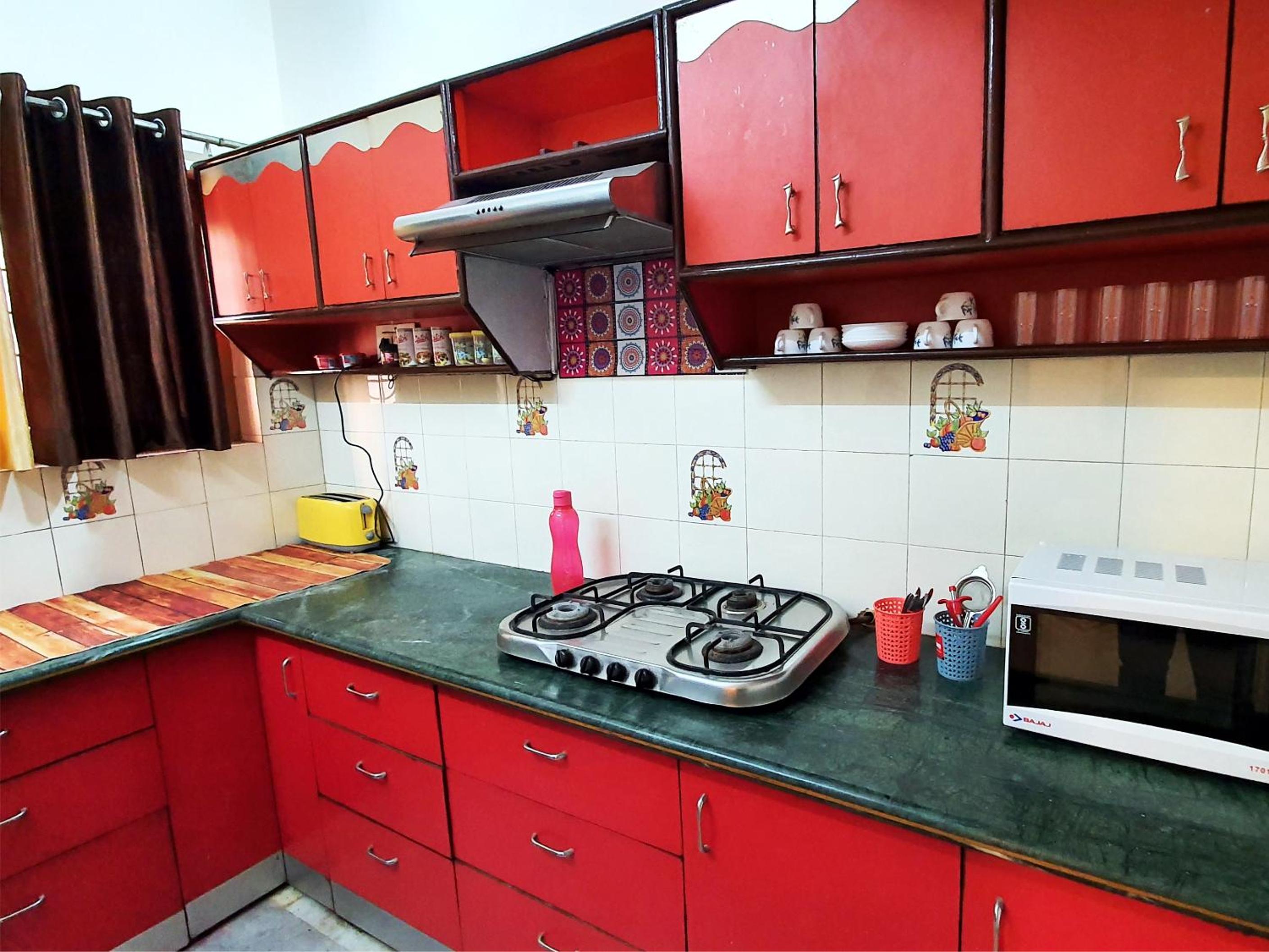 Two-Bedroom Apartment - Photo 19