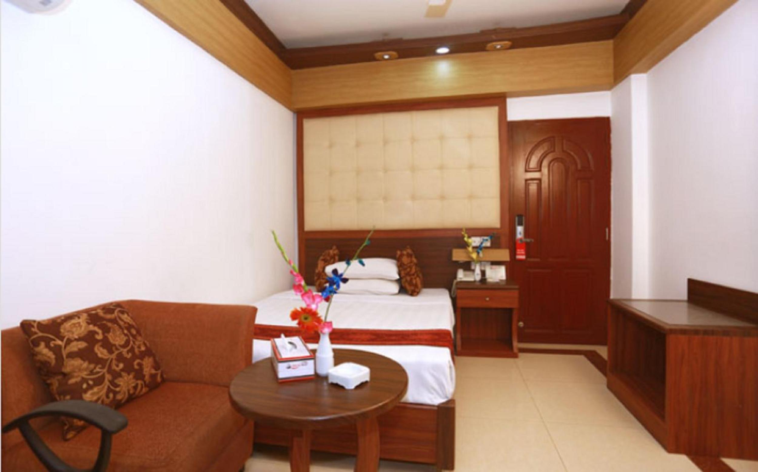 Deluxe Single Room