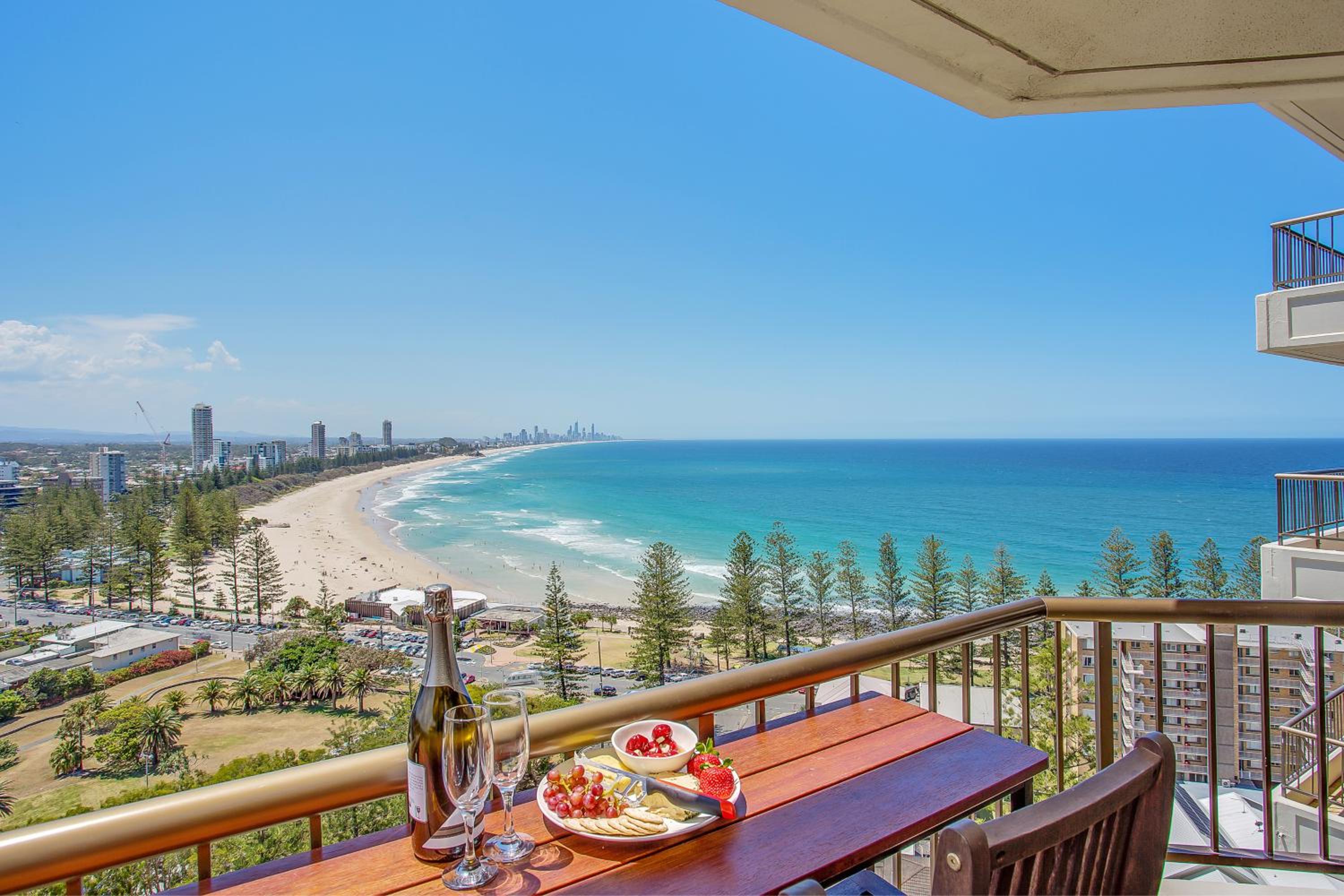 Superior Two-Bedroom Apartment with Ocean View - Photo 8