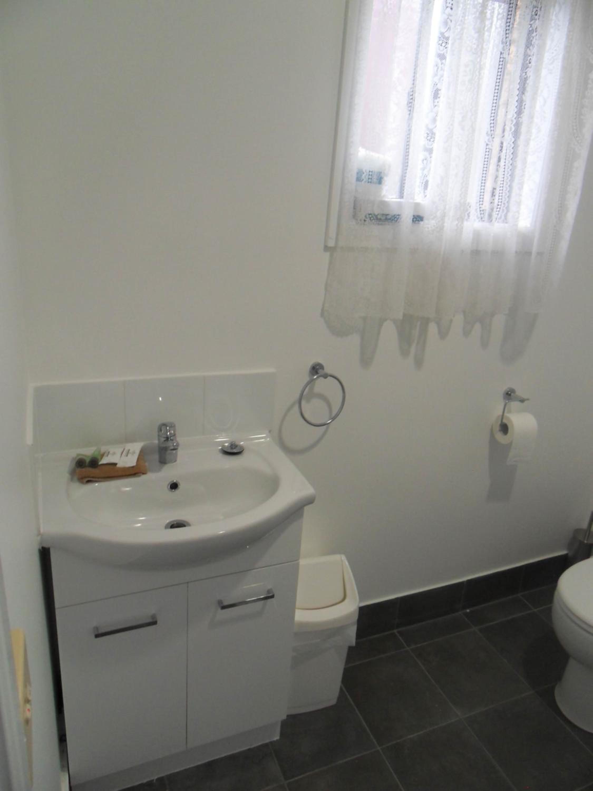 Standard Double Room photo 3
