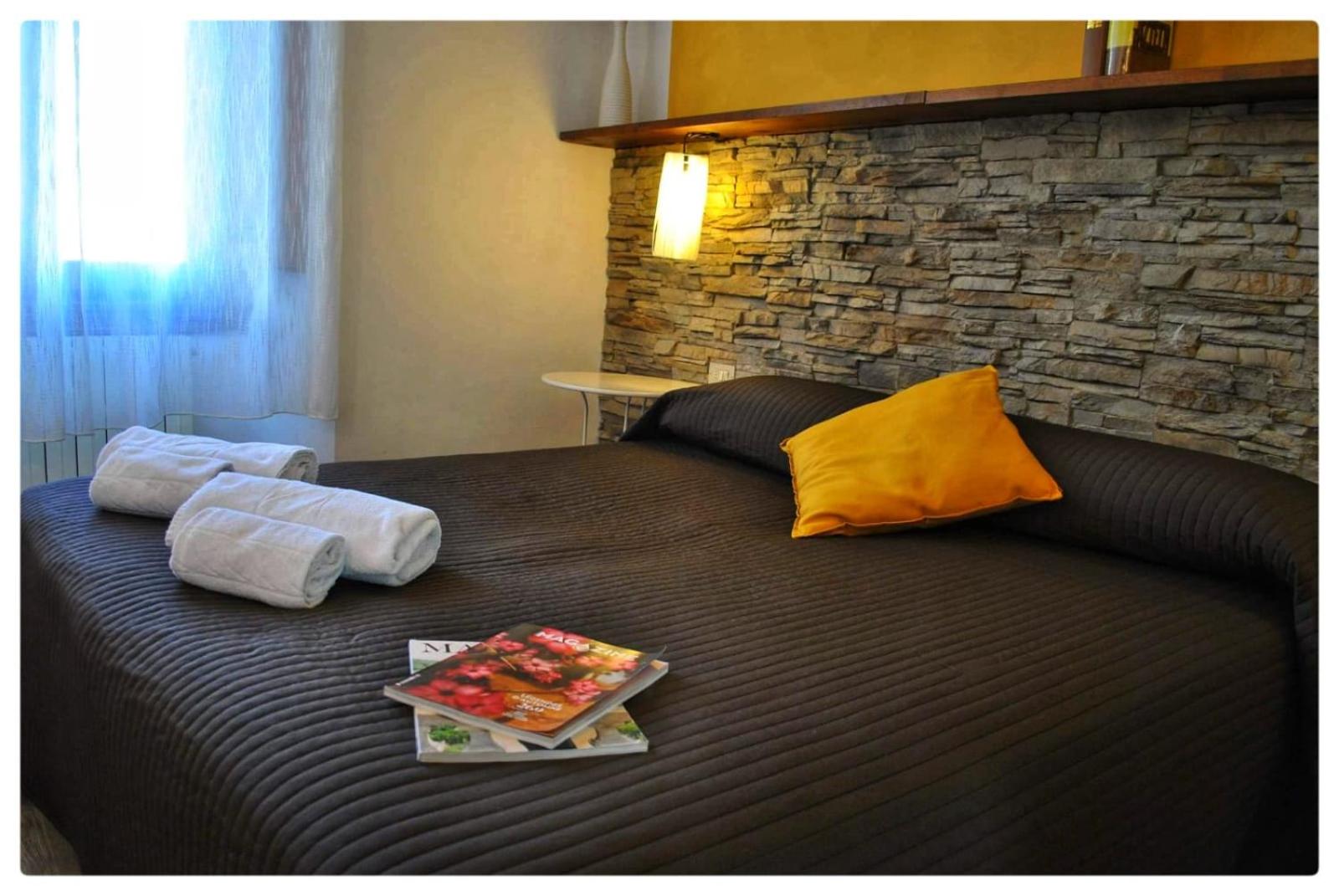 Superior Double Room with One Double Bed and 2 Adults Occupancy (Non Smoking) photo 1