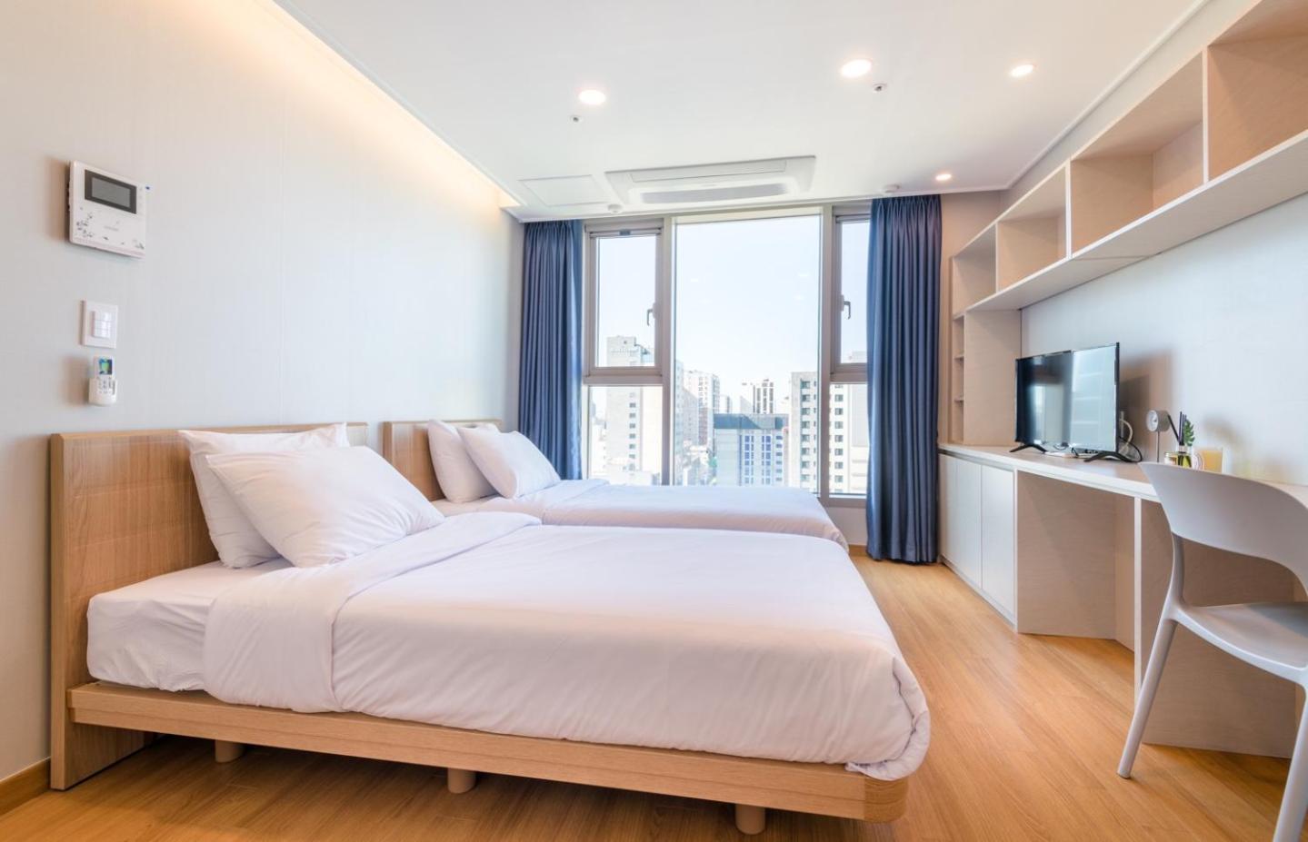 Studio Apartment - Photo 10