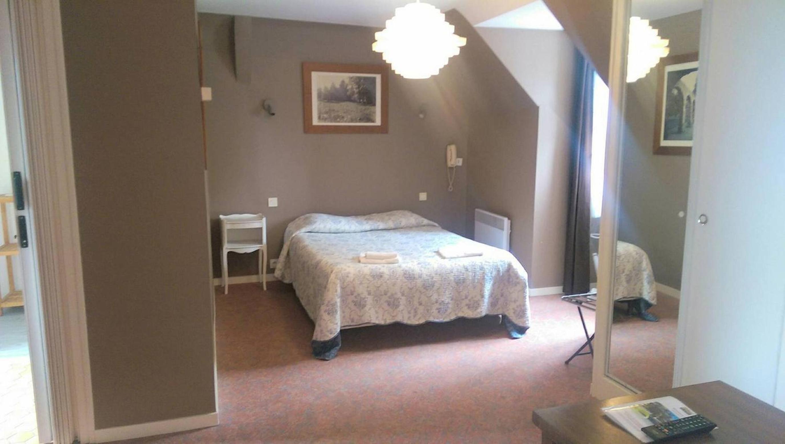 Classic Triple Room - Photo 5