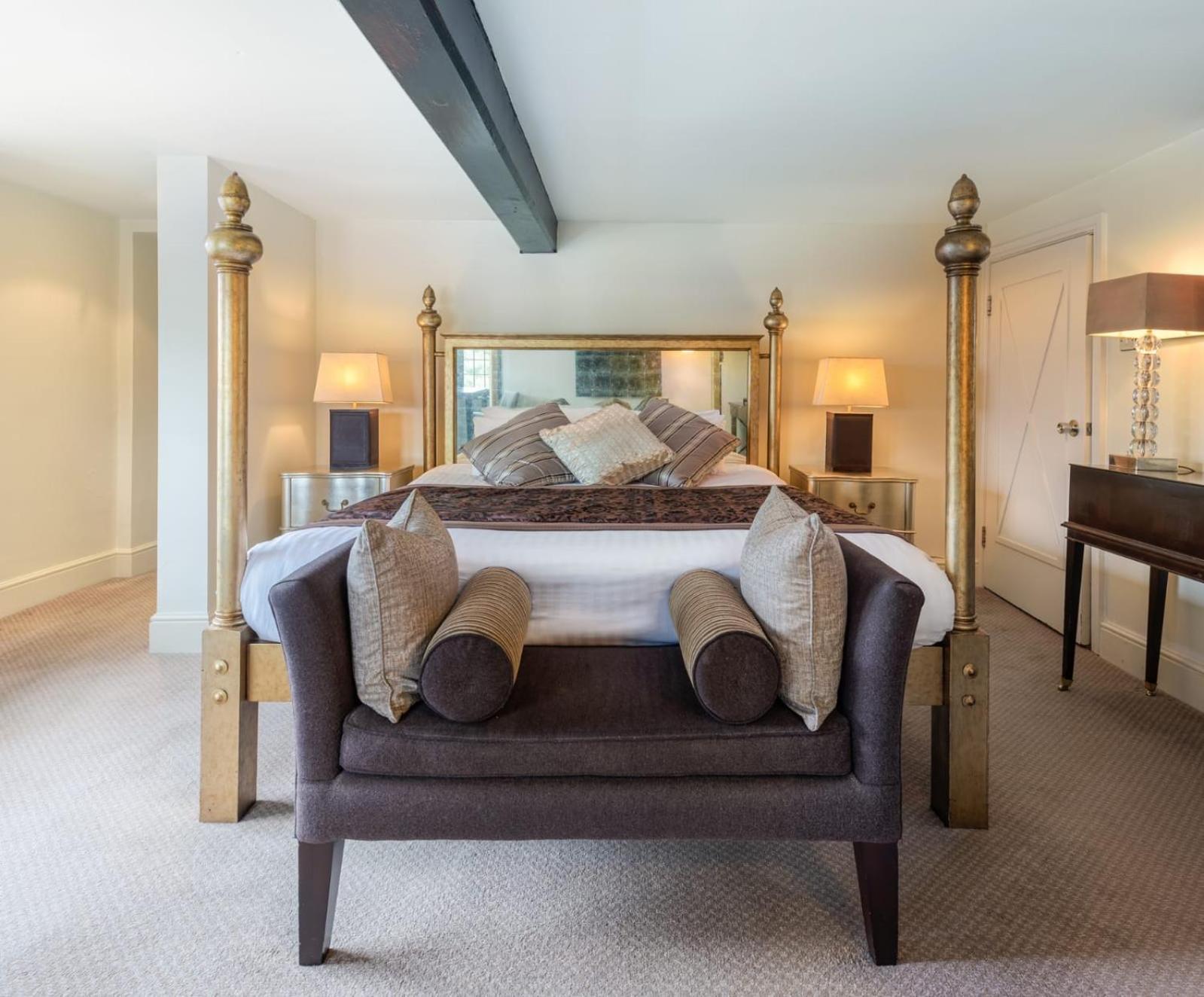 Main House Suite
