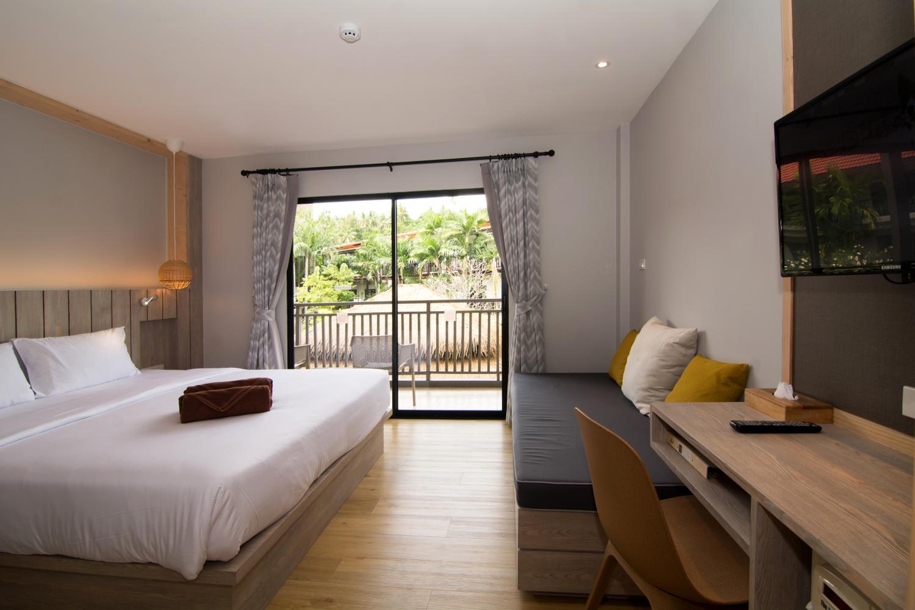 Comfort Double or Twin Room (2 Adults + 1 Child) - Photo 3