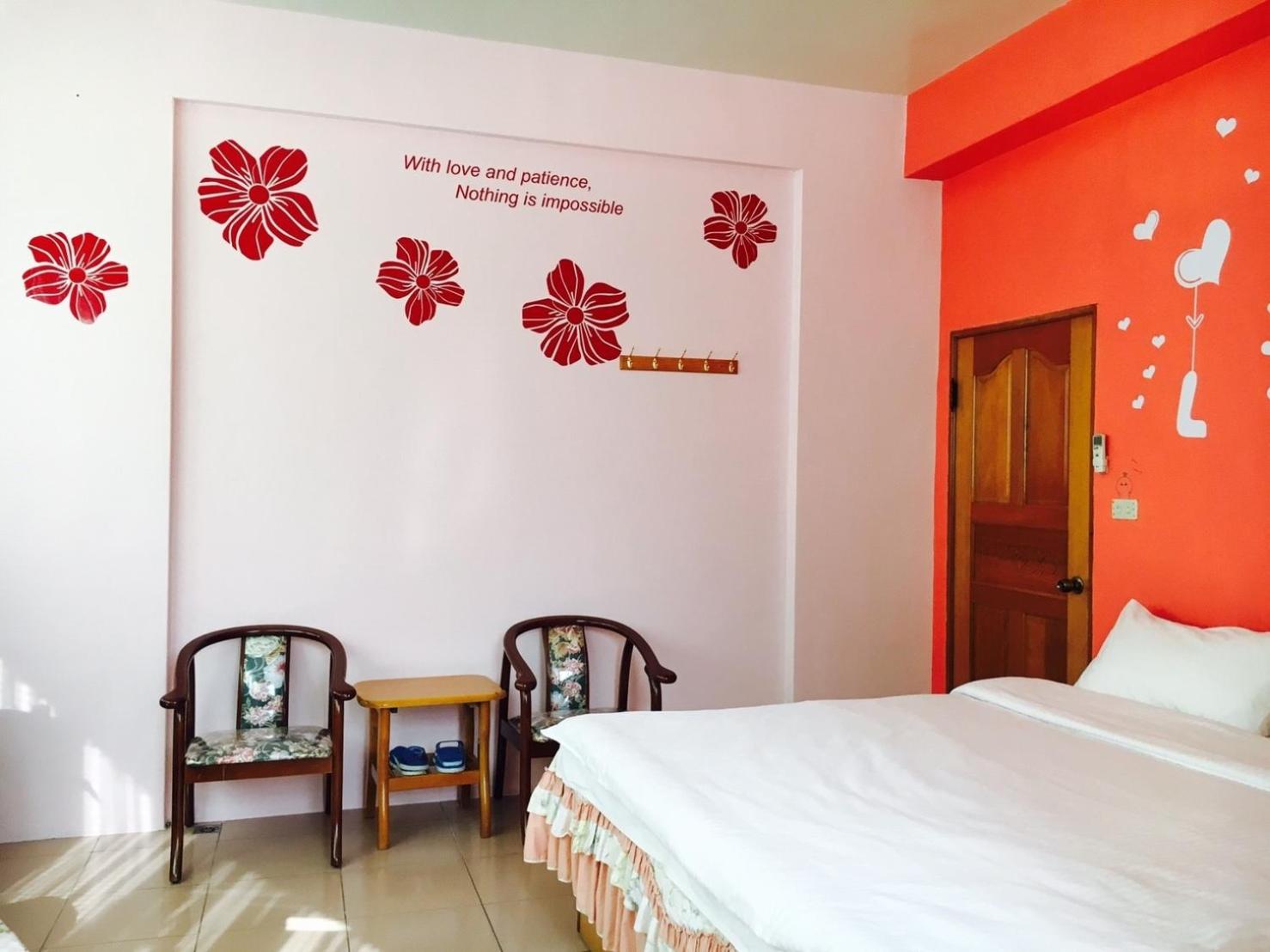 Large Double Room photo 3