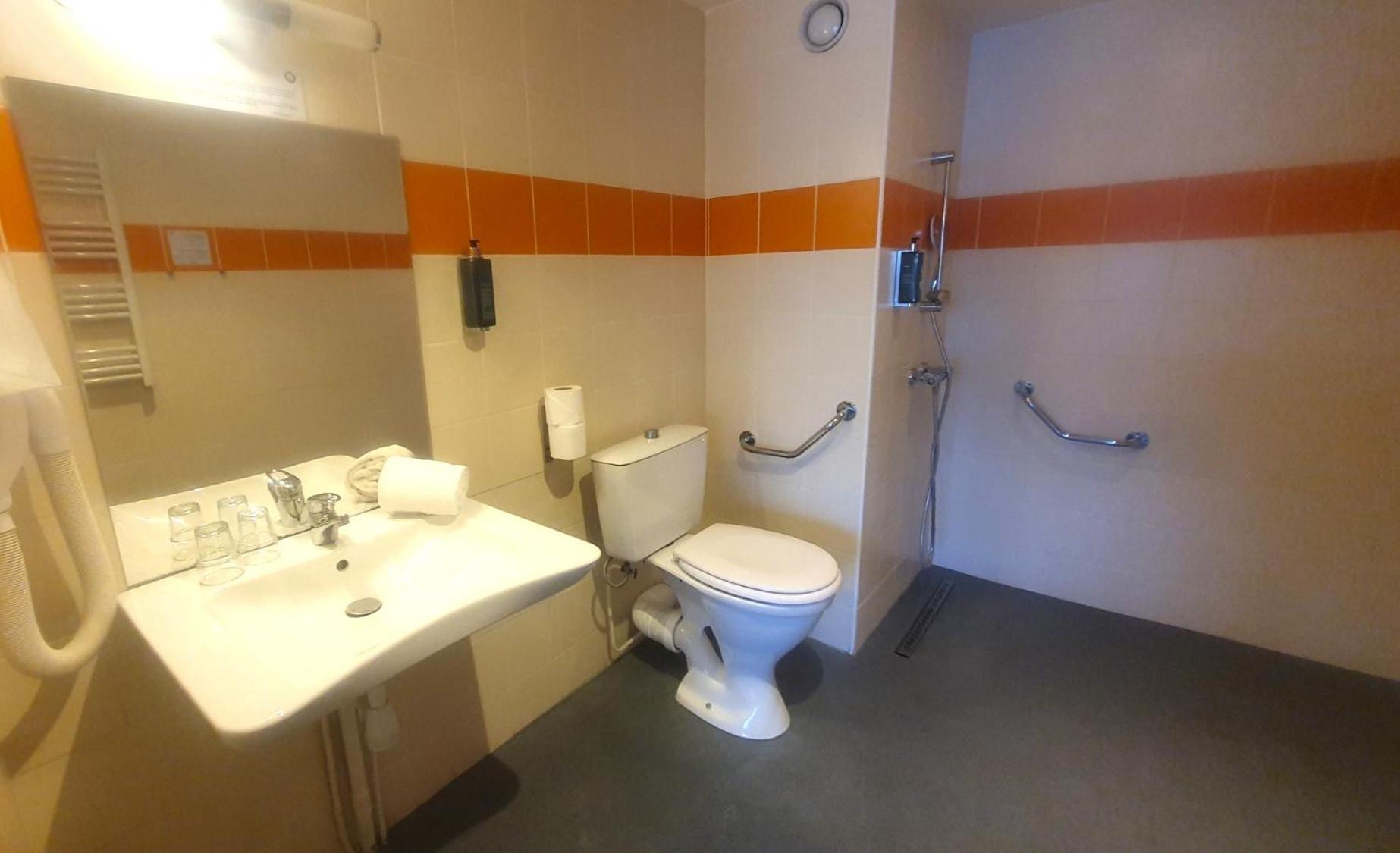 Double Room - Disability Access