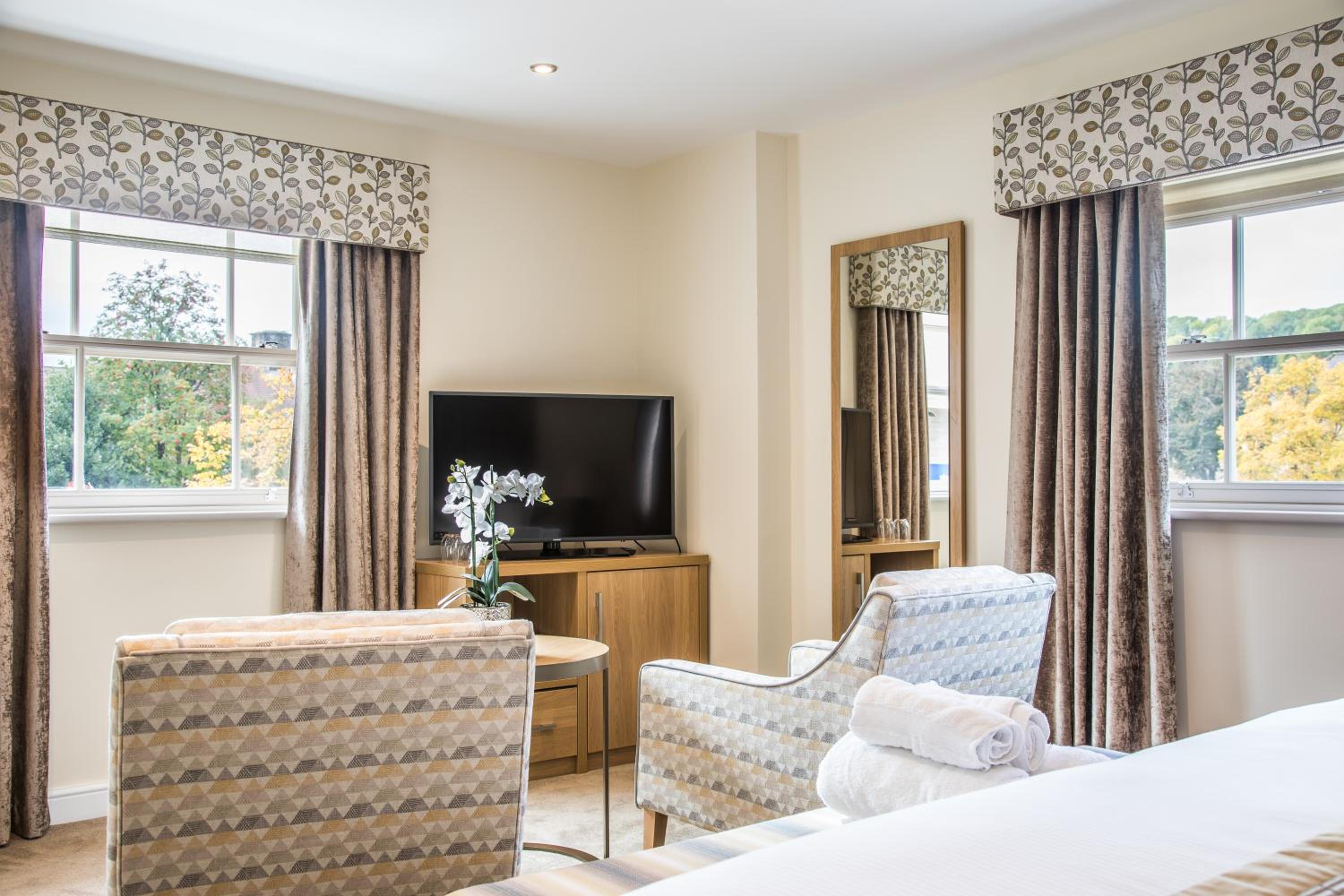 Deluxe Suite - Photo 6