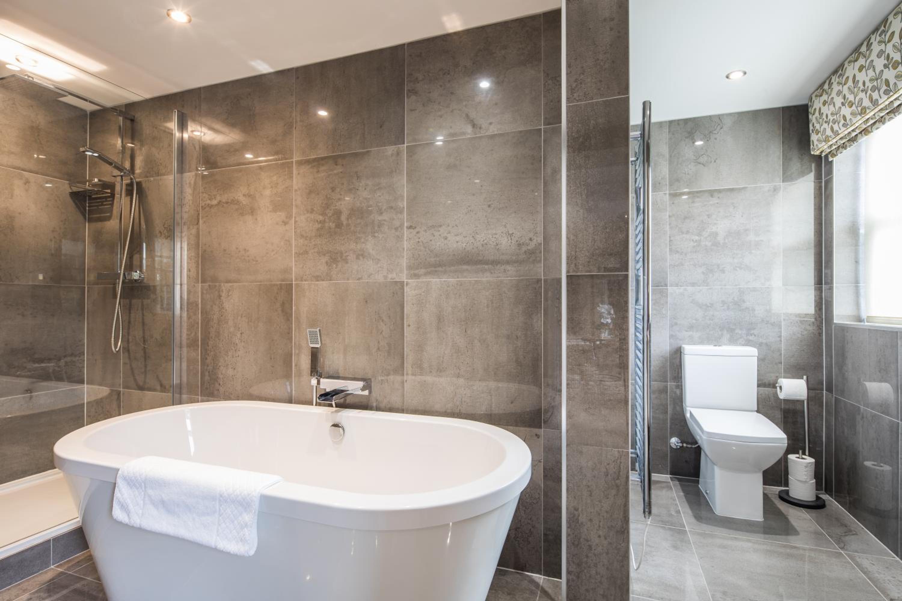 Deluxe Suite - Photo 2