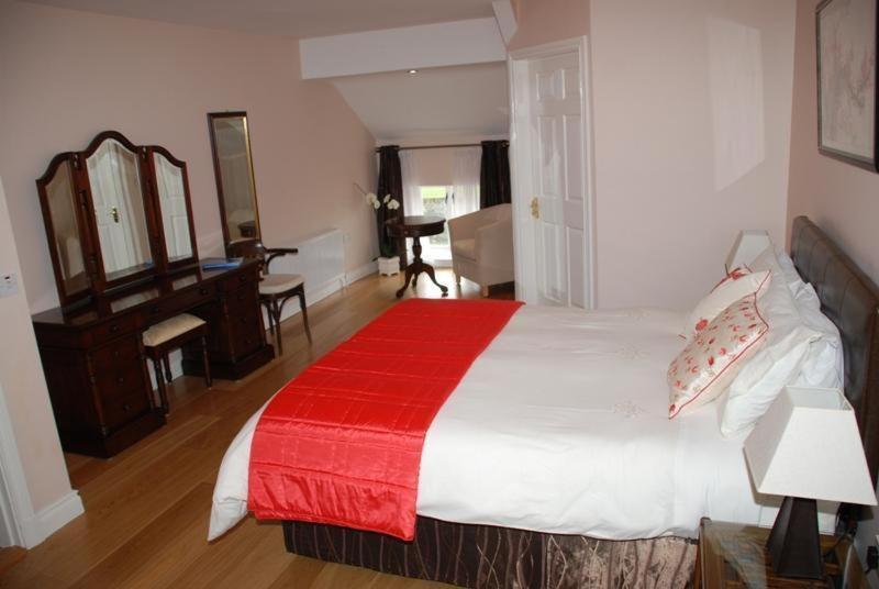 Deluxe Double Room with Garden View photo 3