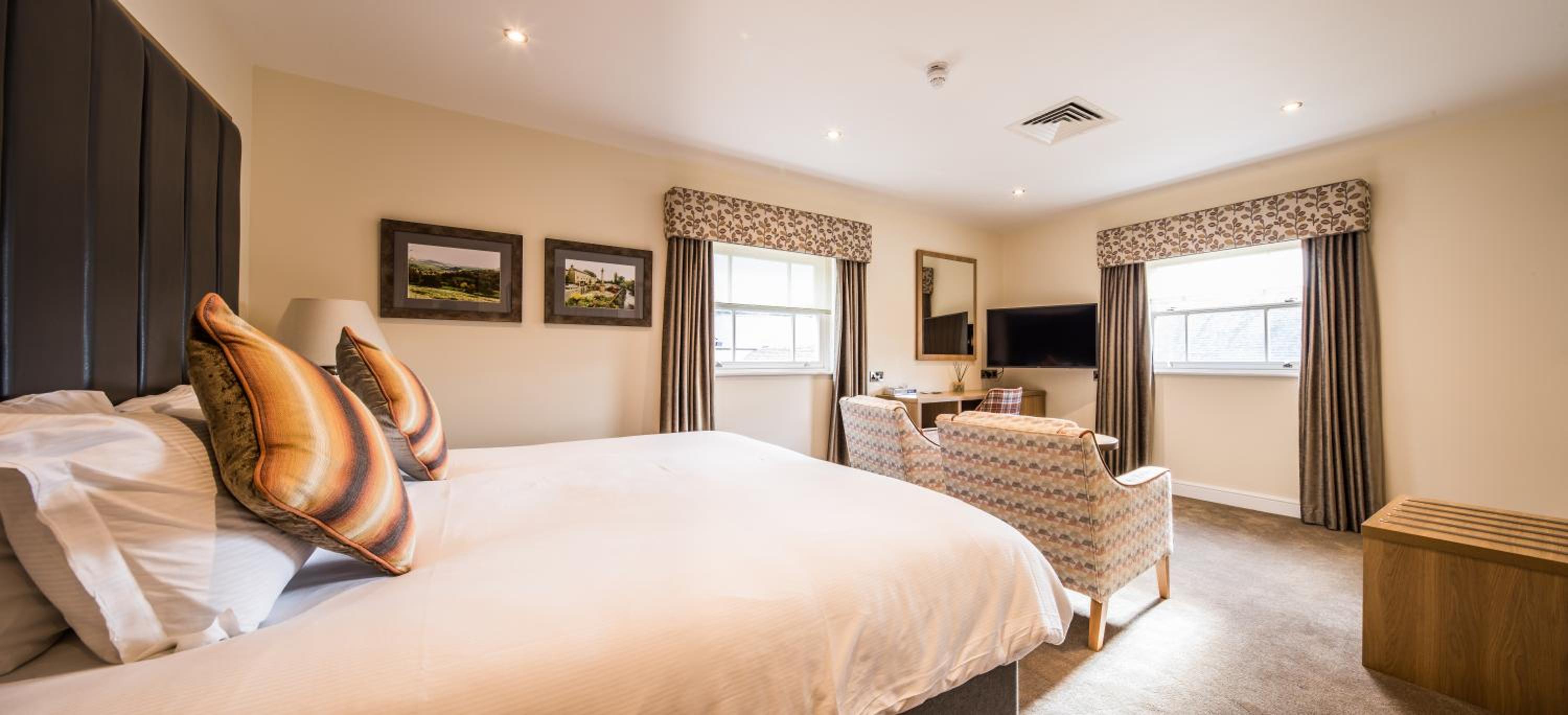 Superior Double or Twin Room - Photo 11