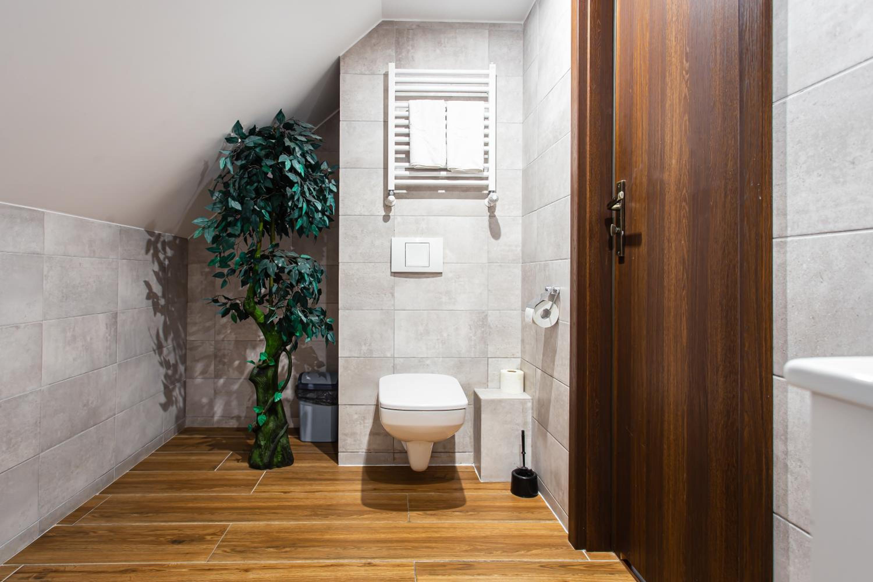 Standard Suite - Photo 2