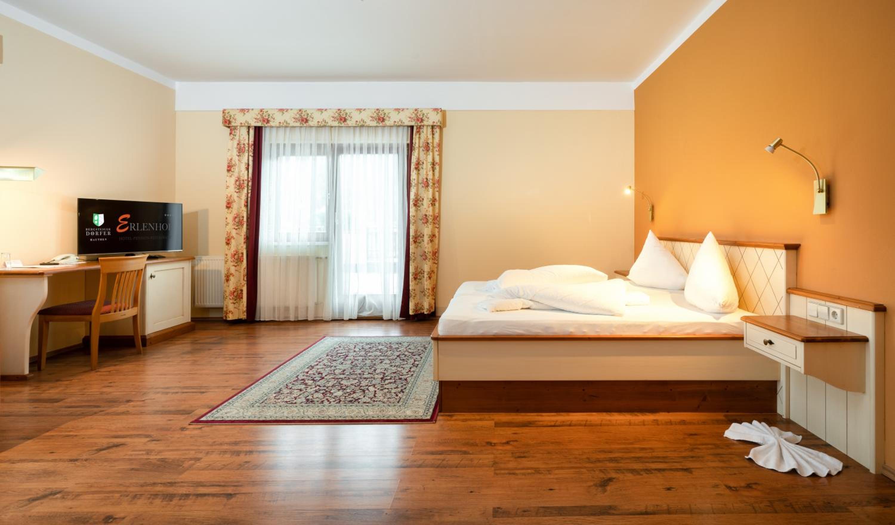 Superior Double Room - Photo 11